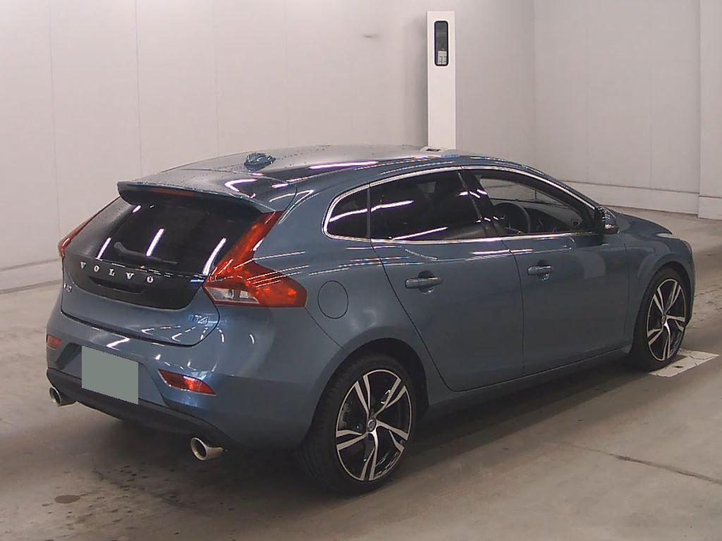Volvo V40 1.6 V40 (2012)