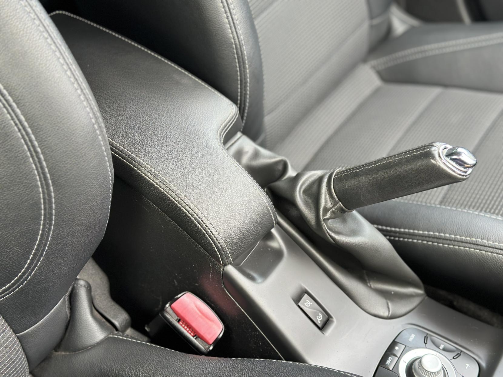 Renault Megane 1.6 dCi GT Line Nav Hatchback 5dr Diesel Manual Euro 6 (s/s) (130 ps)