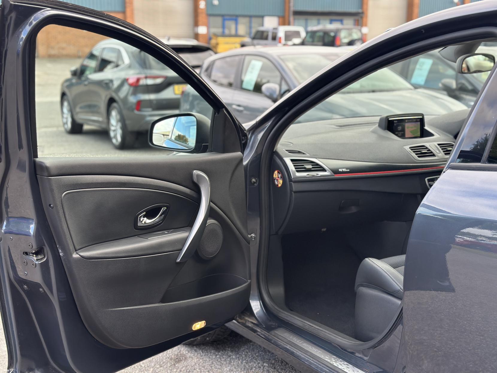 Renault Megane 1.6 dCi GT Line Nav Hatchback 5dr Diesel Manual Euro 6 (s/s) (130 ps)