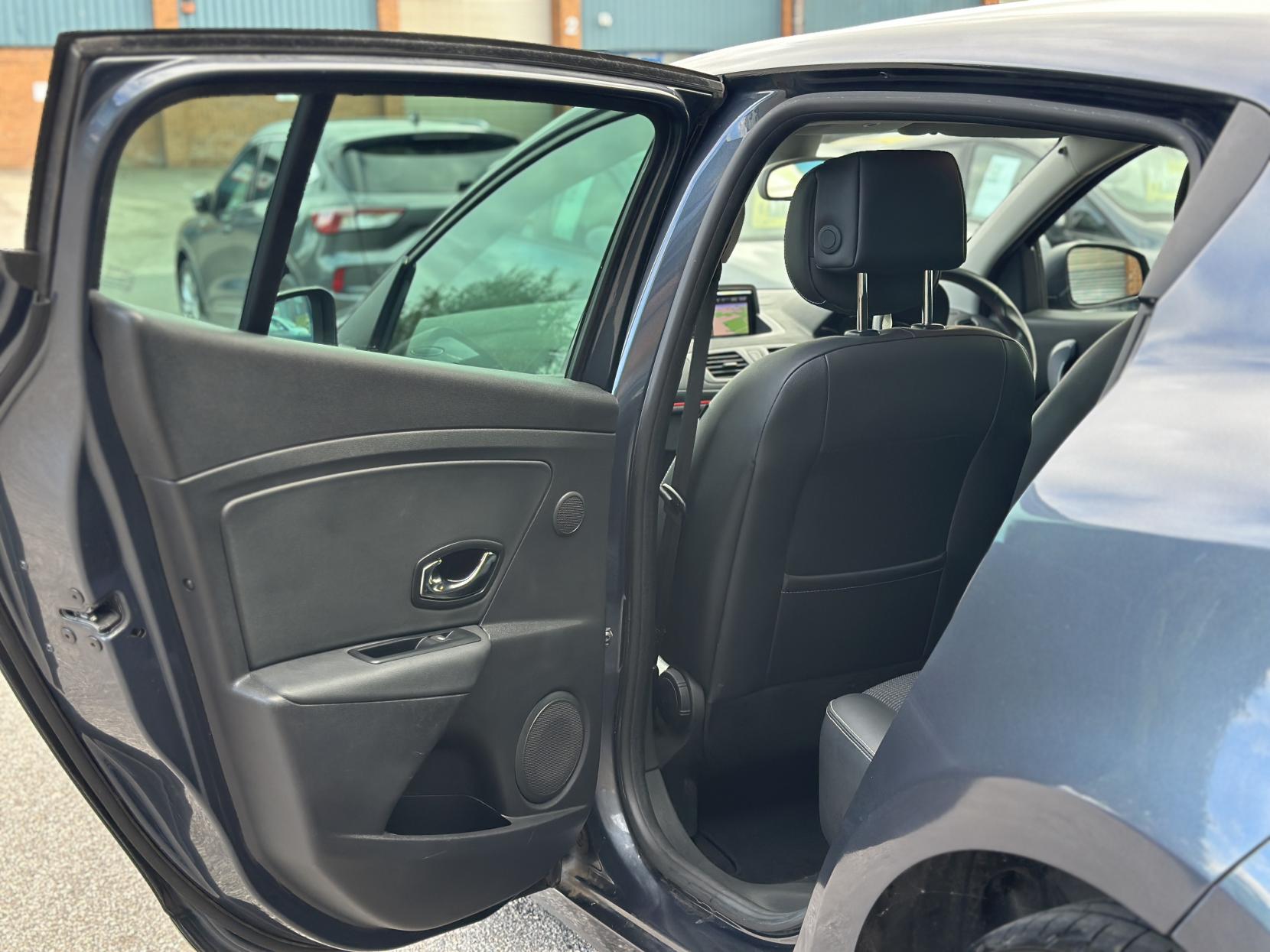 Renault Megane 1.6 dCi GT Line Nav Hatchback 5dr Diesel Manual Euro 6 (s/s) (130 ps)