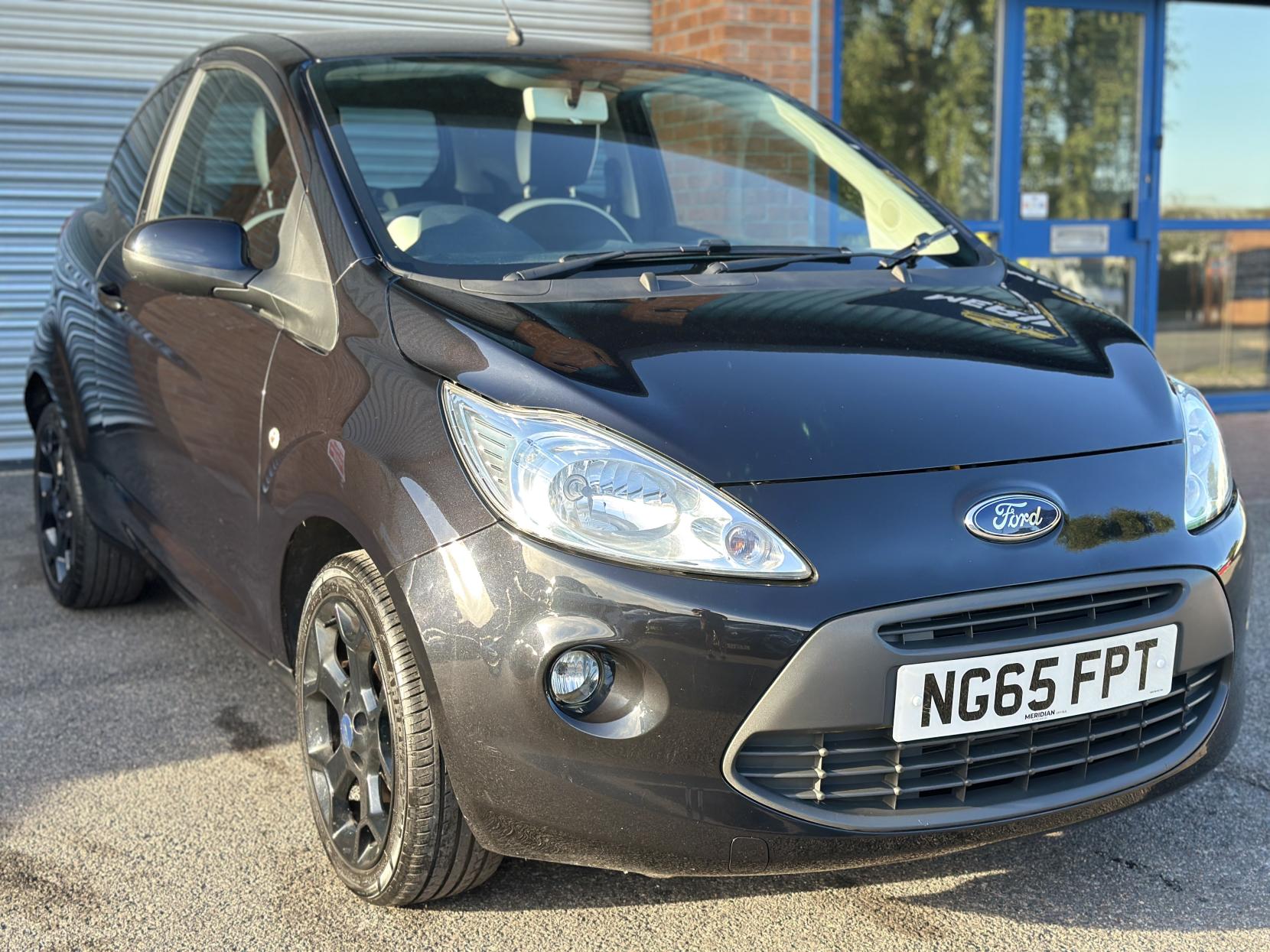 Ford Ka 1.2 Zetec Black Edition Hatchback 3dr Petrol Manual Euro 6 (s/s) (69 ps)