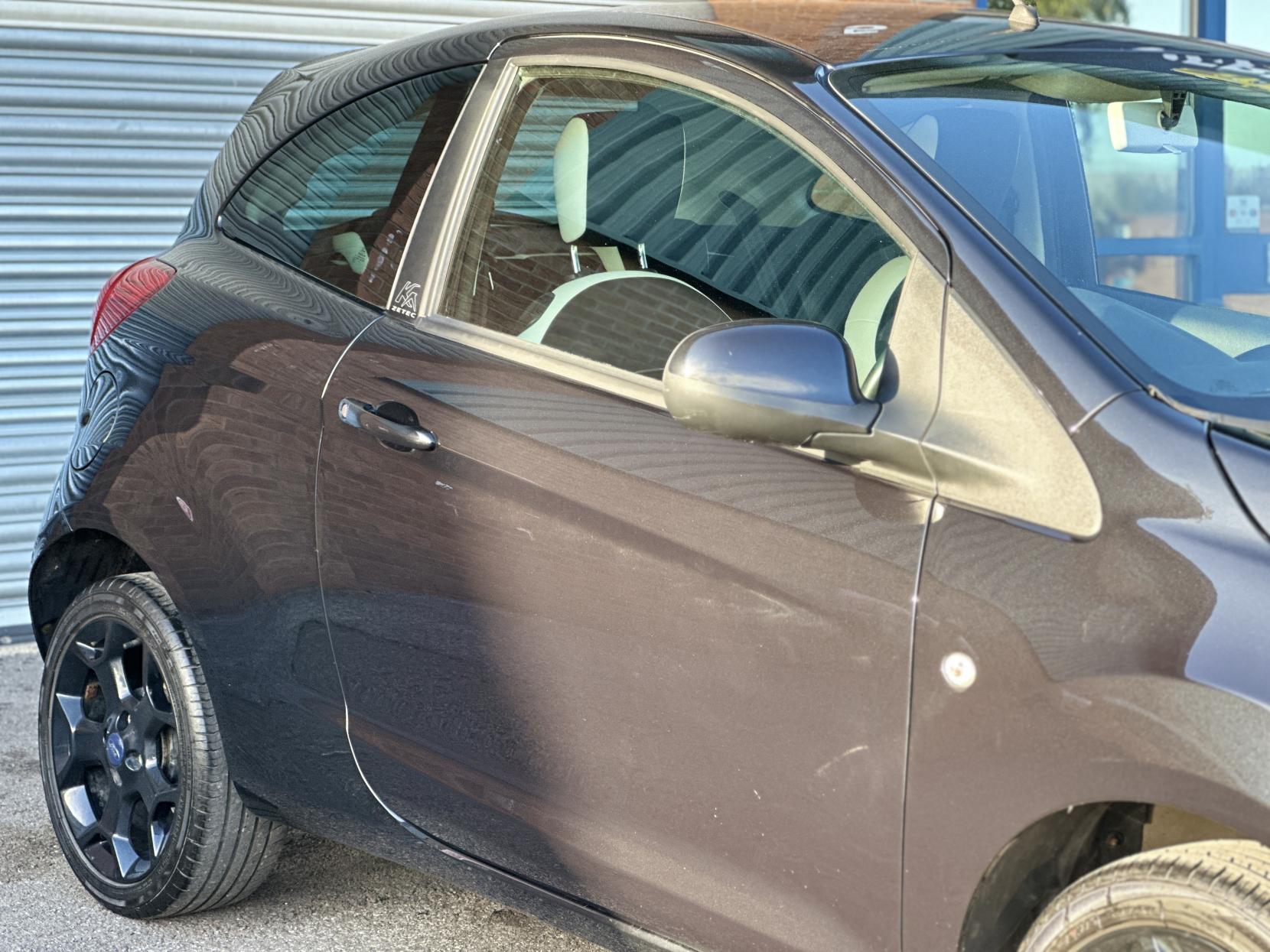 Ford Ka 1.2 Zetec Black Edition Hatchback 3dr Petrol Manual Euro 6 (s/s) (69 ps)