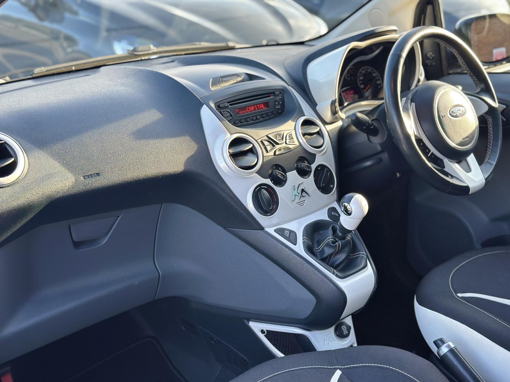 Ford Ka 1.2 Zetec Black Edition Hatchback 3dr Petrol Manual Euro 6 (s/s) (69 ps)