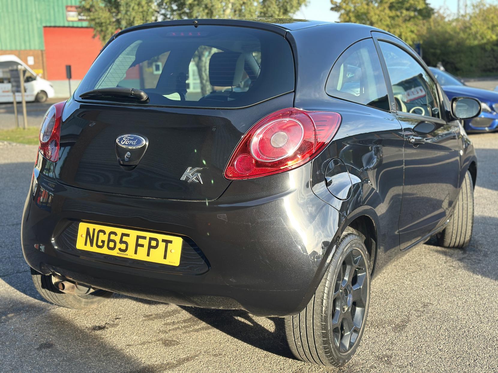 Ford Ka 1.2 Zetec Black Edition Hatchback 3dr Petrol Manual Euro 6 (s/s) (69 ps)