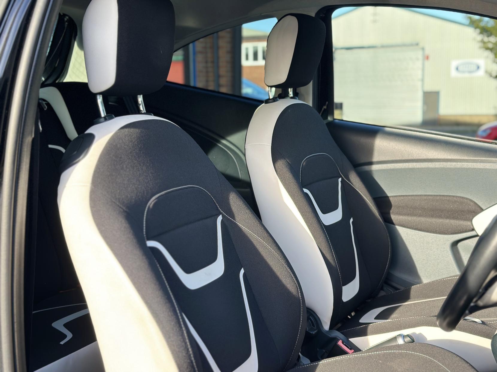 Ford Ka 1.2 Zetec Black Edition Hatchback 3dr Petrol Manual Euro 6 (s/s) (69 ps)