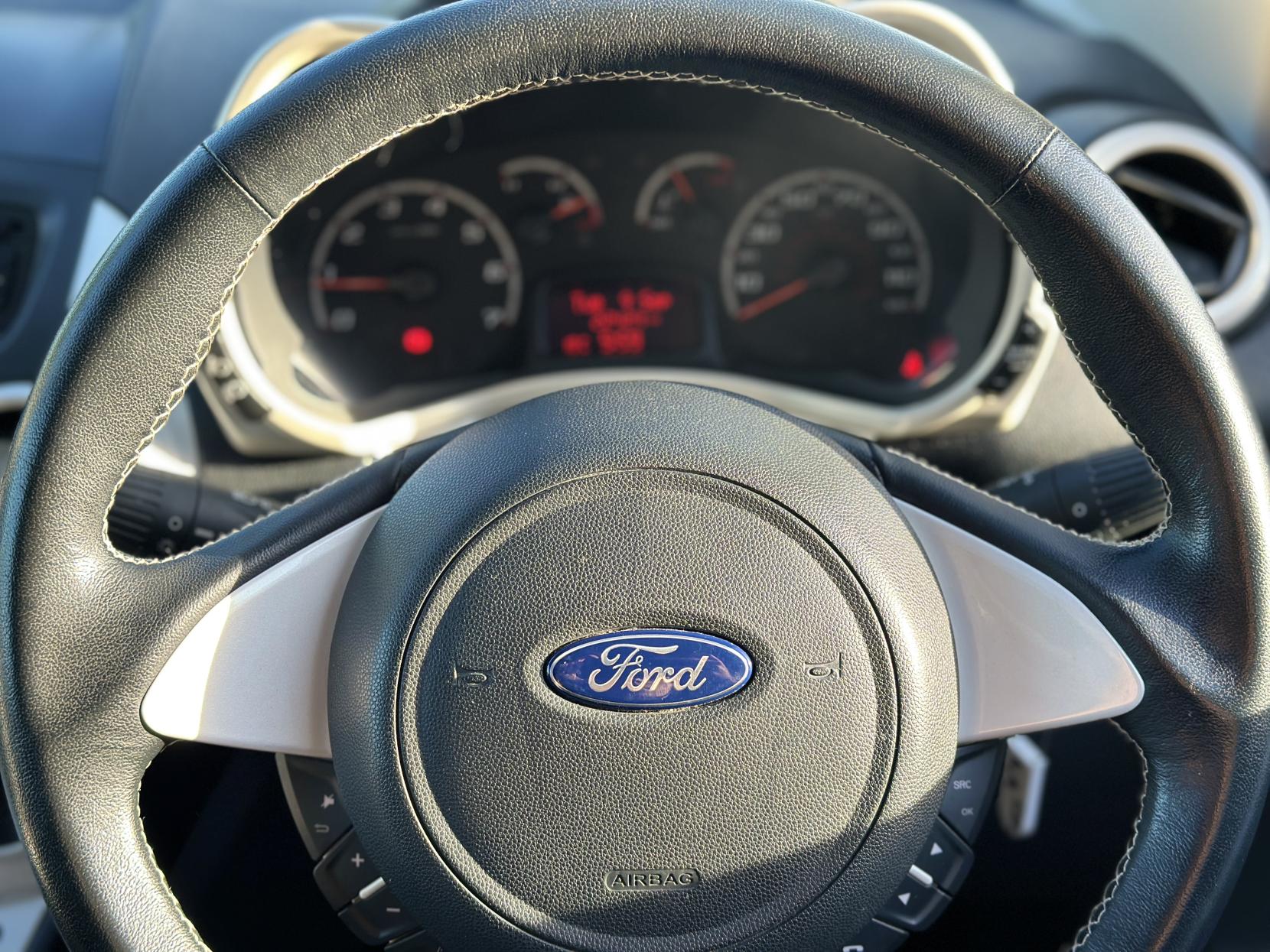 Ford Ka 1.2 Zetec Black Edition Hatchback 3dr Petrol Manual Euro 6 (s/s) (69 ps)