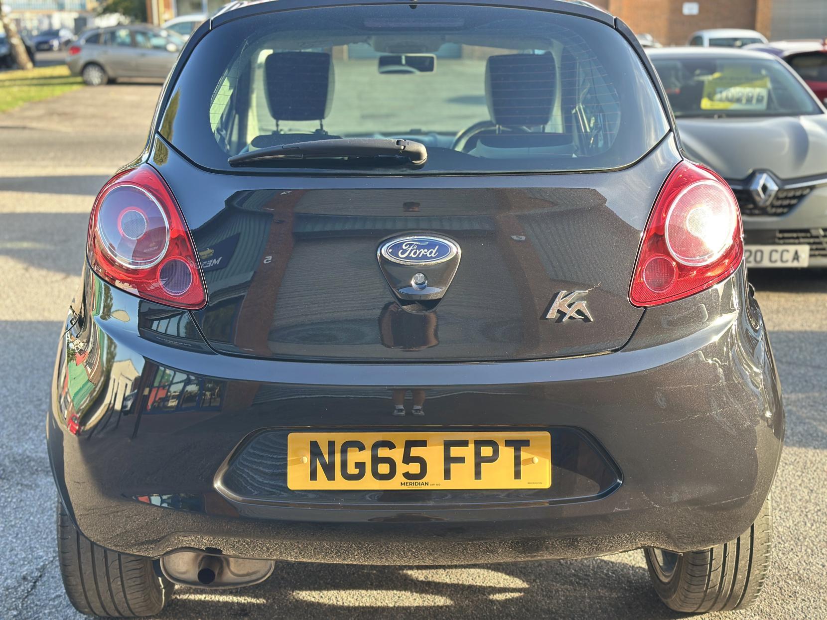 Ford Ka 1.2 Zetec Black Edition Hatchback 3dr Petrol Manual Euro 6 (s/s) (69 ps)