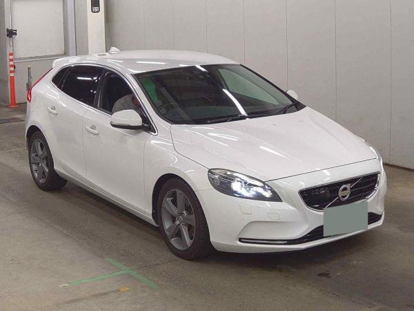 Volvo V40 1.6 V40 (2012)