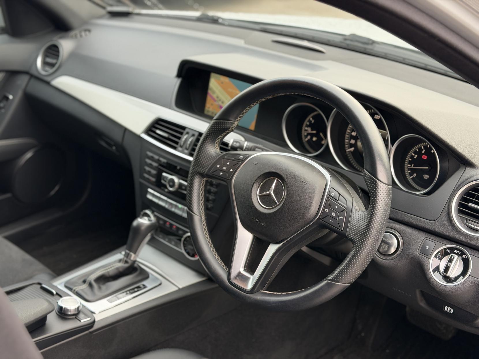 Mercedes-Benz C 180 1.8 C180 Estate Edition C