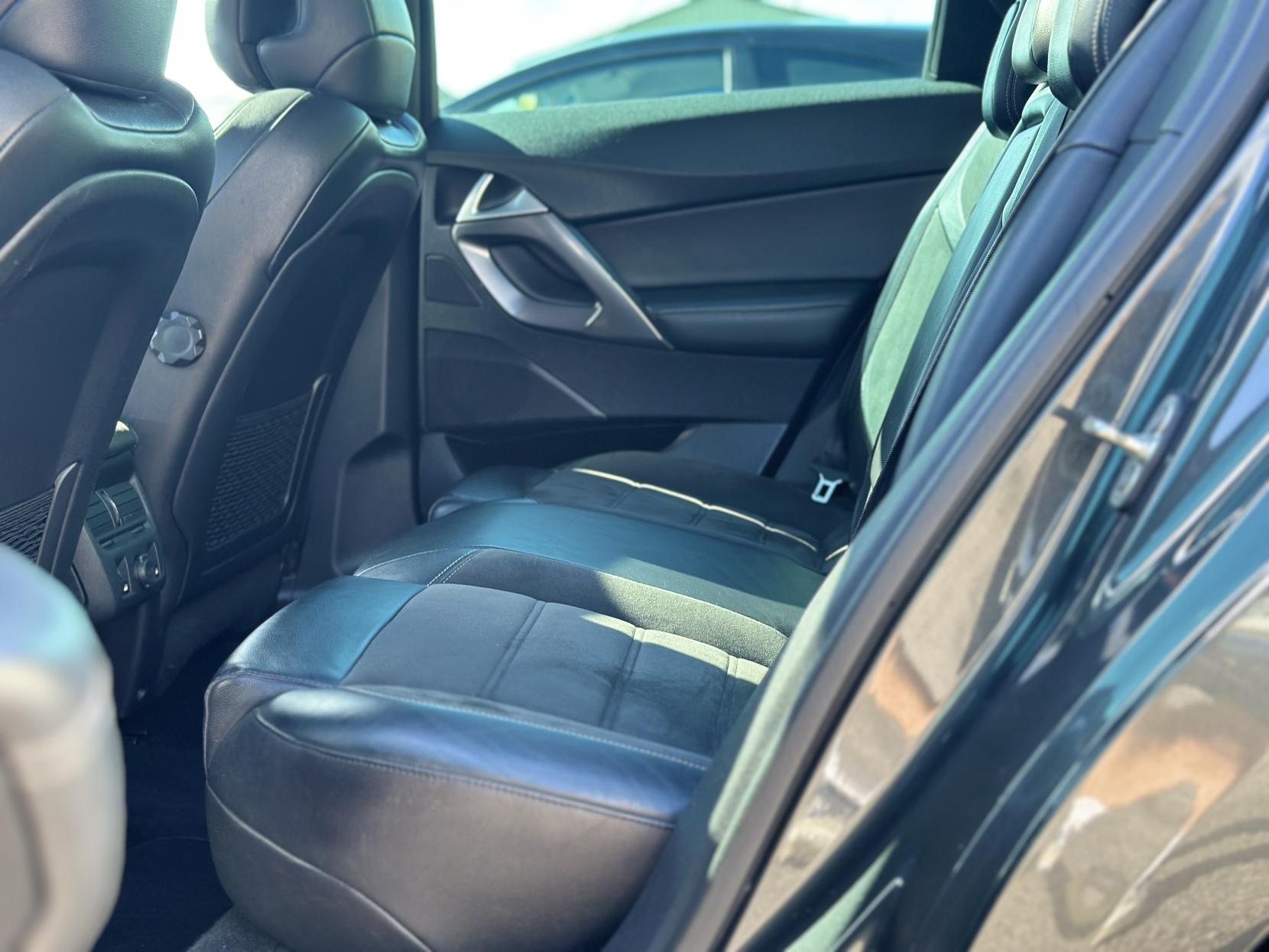 DS AUTOMOBILES DS 5 1.6 BlueHDi Elegance Hatchback 5dr Diesel Manual Euro 6 (s/s) (120 ps)