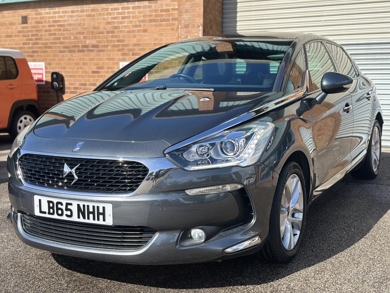 DS AUTOMOBILES DS 5 1.6 BlueHDi Elegance Hatchback 5dr Diesel Manual Euro 6 (s/s) (120 ps)