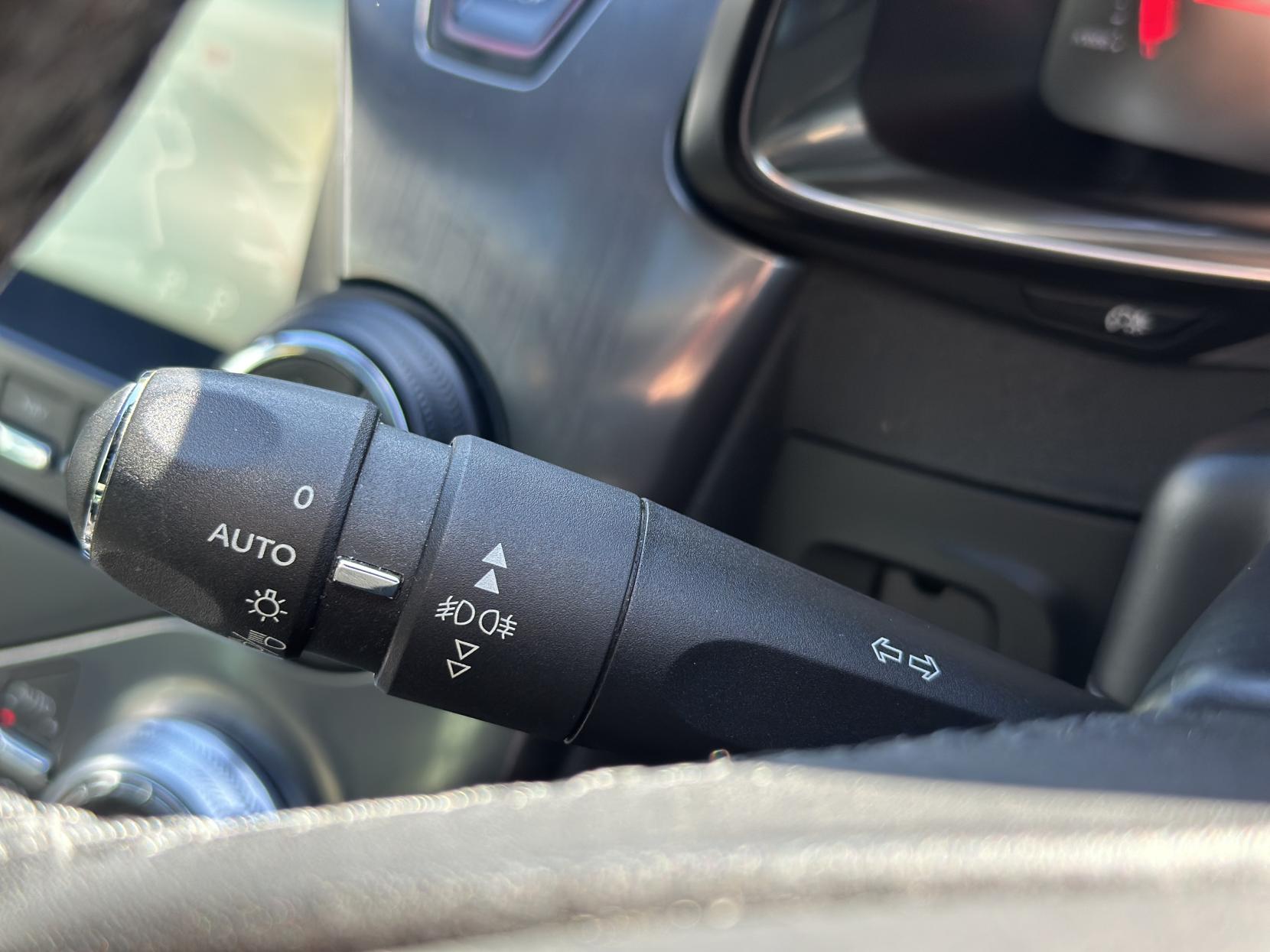 DS AUTOMOBILES DS 5 1.6 BlueHDi Elegance Hatchback 5dr Diesel Manual Euro 6 (s/s) (120 ps)