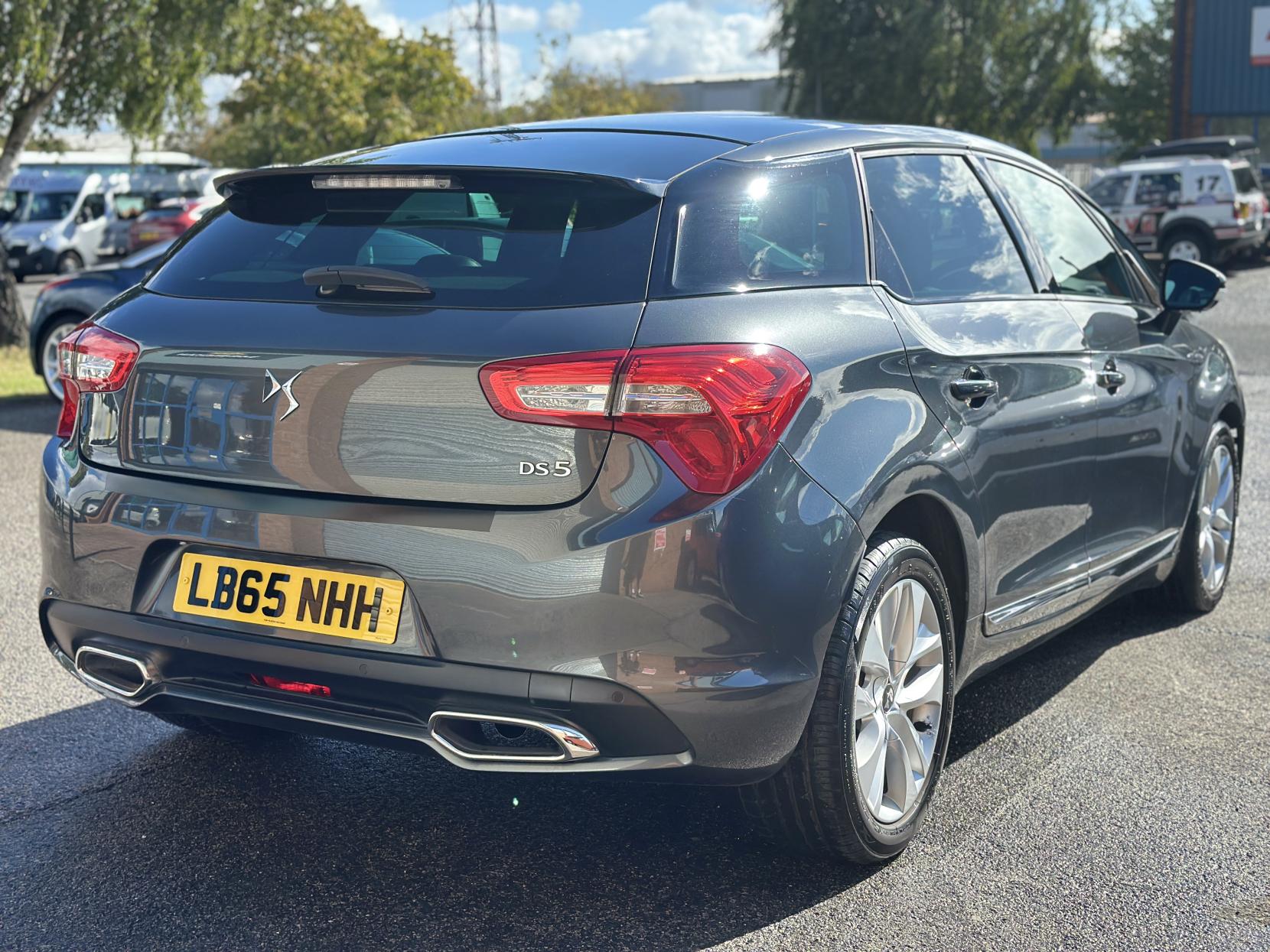 DS AUTOMOBILES DS 5 1.6 BlueHDi Elegance Hatchback 5dr Diesel Manual Euro 6 (s/s) (120 ps)