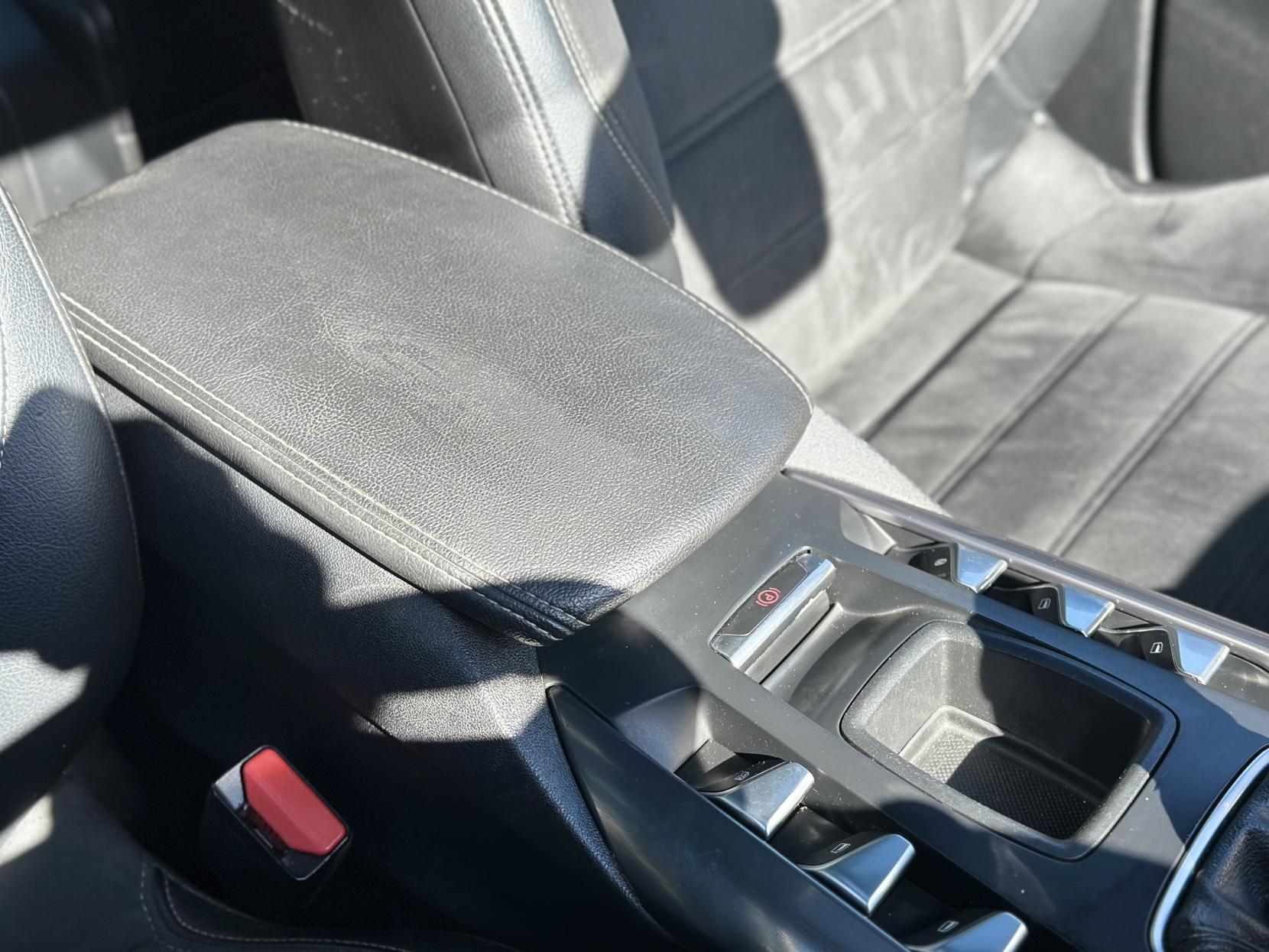 DS AUTOMOBILES DS 5 1.6 BlueHDi Elegance Hatchback 5dr Diesel Manual Euro 6 (s/s) (120 ps)