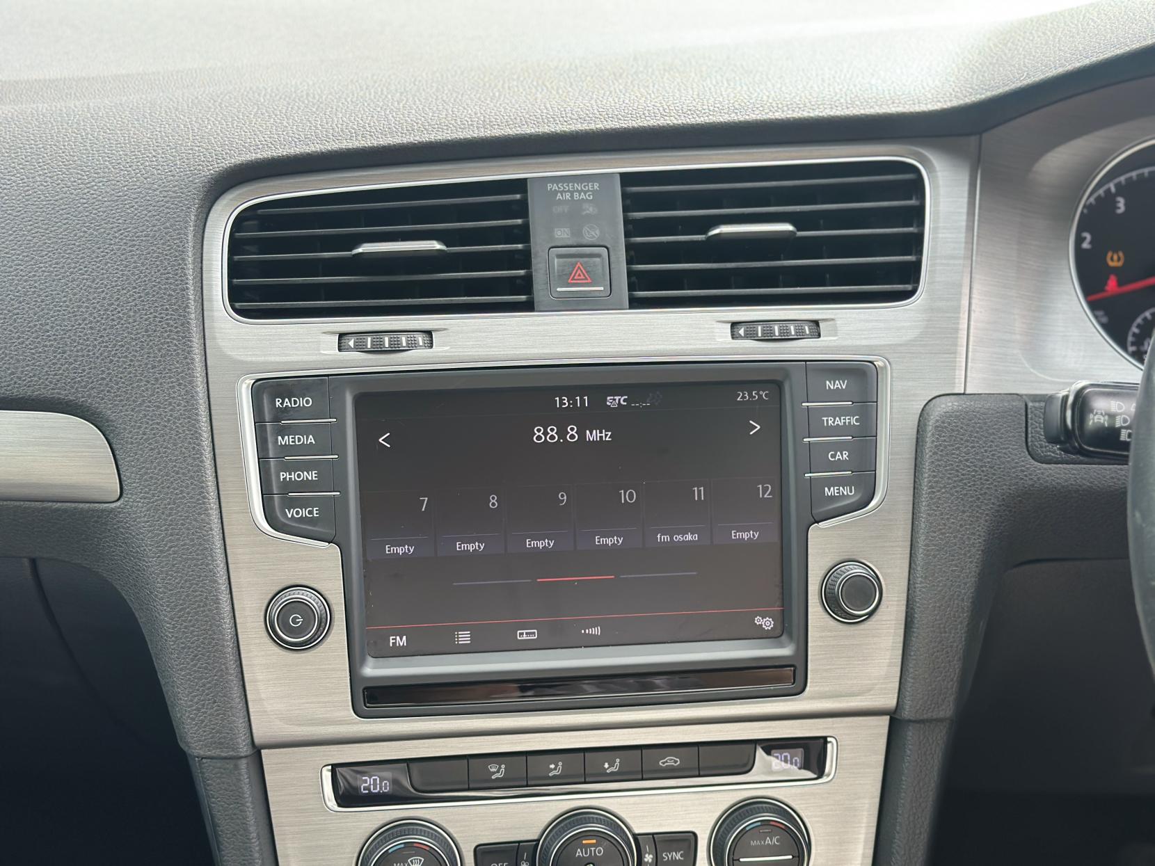 Volkswagen Golf 1.2 TSI BlueMotion Tech S Hatchback 5dr Petrol DSG Euro 5 (s/s) (105 ps)