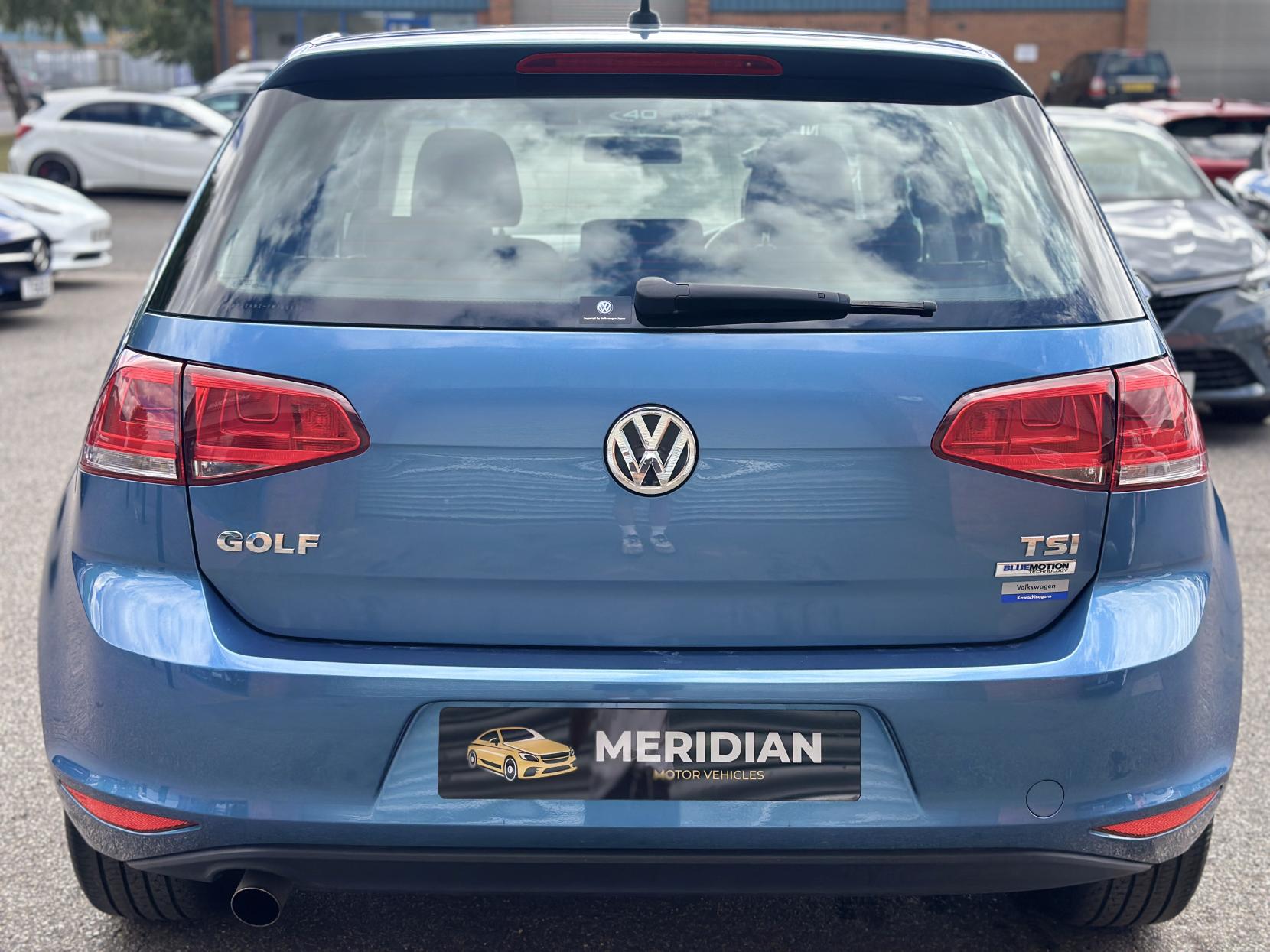 Volkswagen Golf 1.2 TSI BlueMotion Tech S Hatchback 5dr Petrol DSG Euro 5 (s/s) (105 ps)