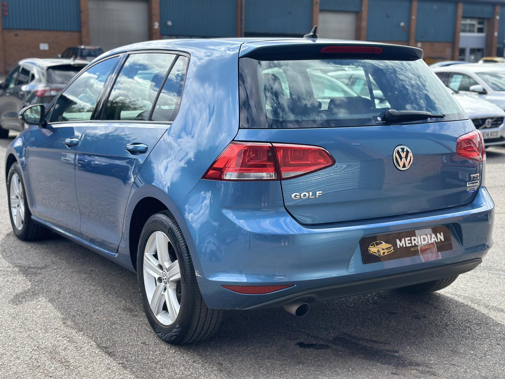 Volkswagen Golf 1.2 TSI BlueMotion Tech S Hatchback 5dr Petrol DSG Euro 5 (s/s) (105 ps)