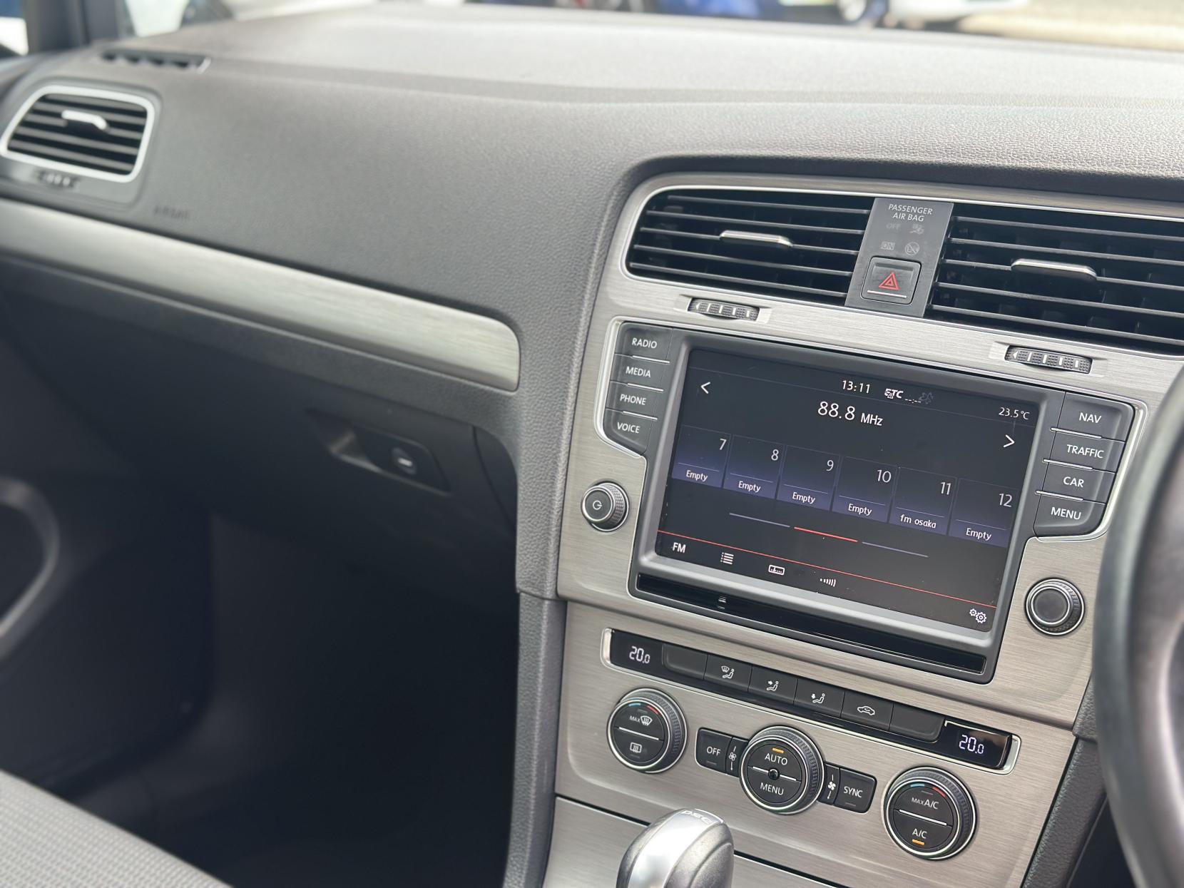 Volkswagen Golf 1.2 TSI BlueMotion Tech S Hatchback 5dr Petrol DSG Euro 5 (s/s) (105 ps)