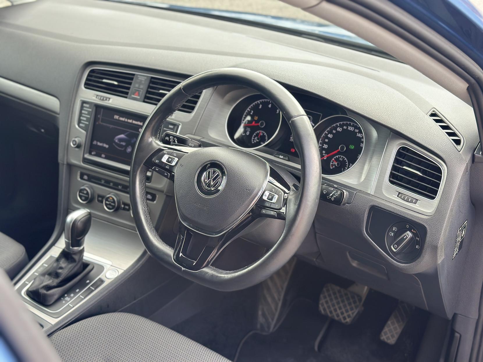 Volkswagen Golf 1.2 TSI BlueMotion Tech S Hatchback 5dr Petrol DSG Euro 5 (s/s) (105 ps)