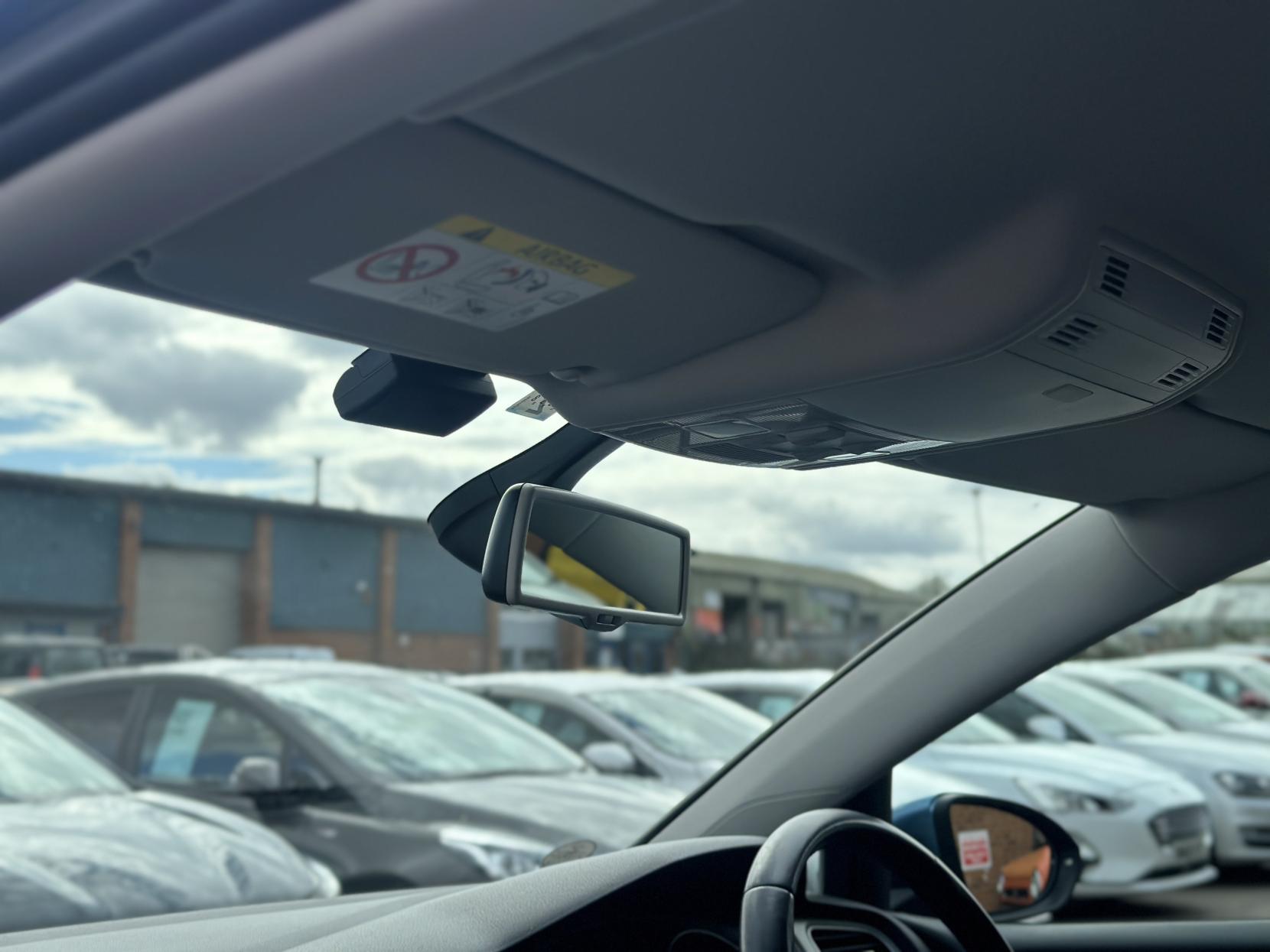 Volkswagen Golf 1.2 TSI BlueMotion Tech S Hatchback 5dr Petrol DSG Euro 5 (s/s) (105 ps)