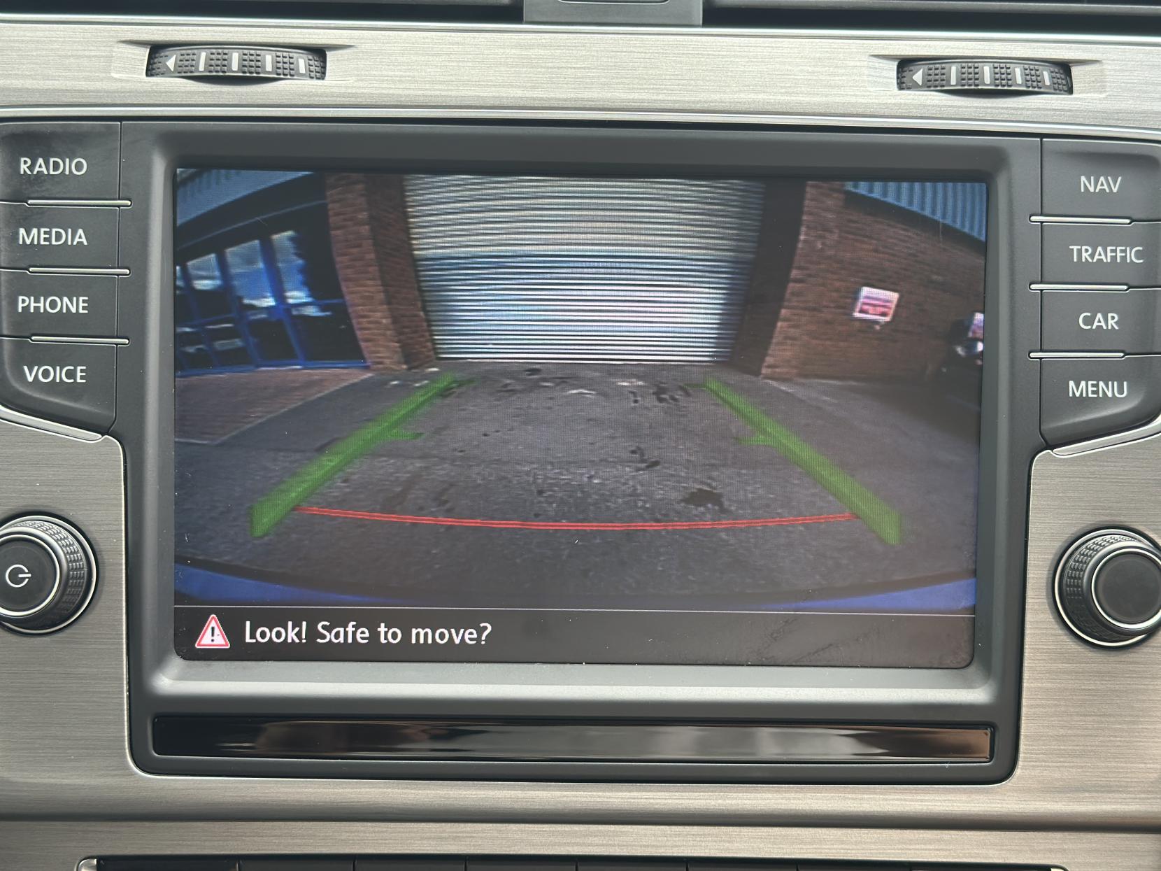 Volkswagen Golf 1.2 TSI BlueMotion Tech S Hatchback 5dr Petrol DSG Euro 5 (s/s) (105 ps)