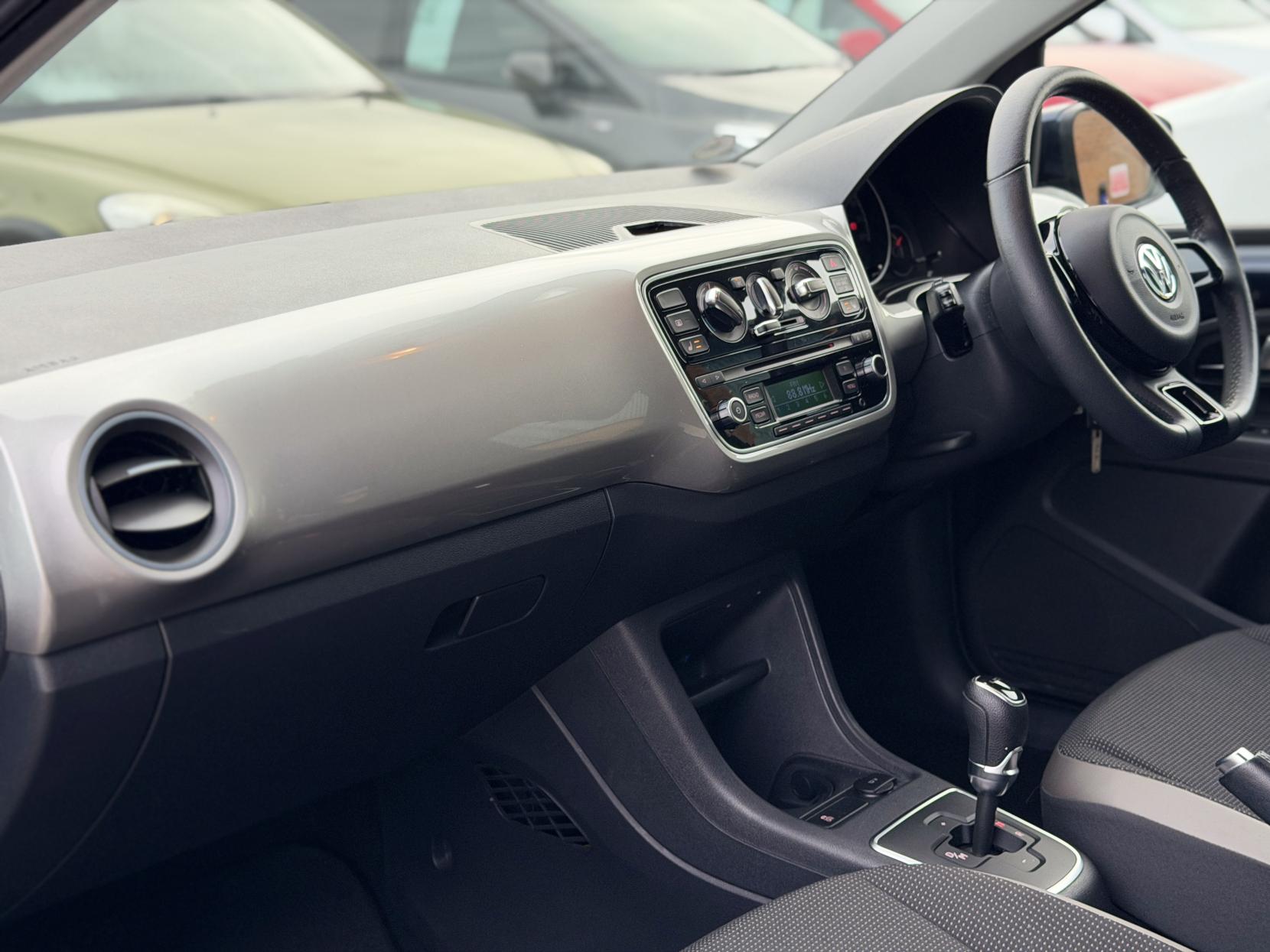 Volkswagen up! 1.0 High up! Hatchback 5dr Petrol ASG Euro 6 (75 ps)