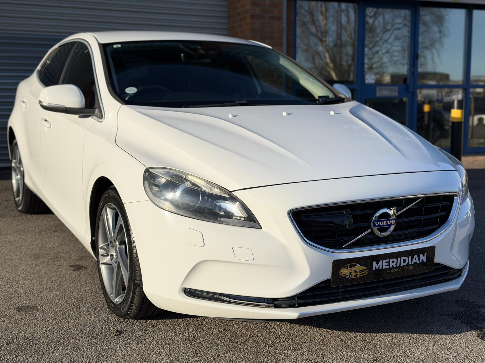 Volvo V40 2.0