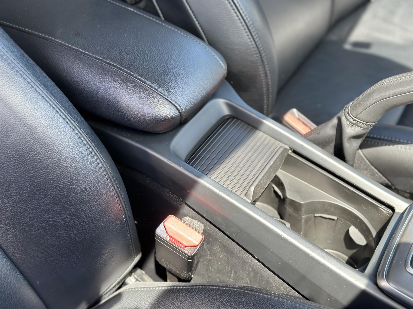 Volvo V40 1.6 T4 SE Lux Nav Hatchback 5dr Petrol Powershift Euro 5 (s/s) (180 ps)