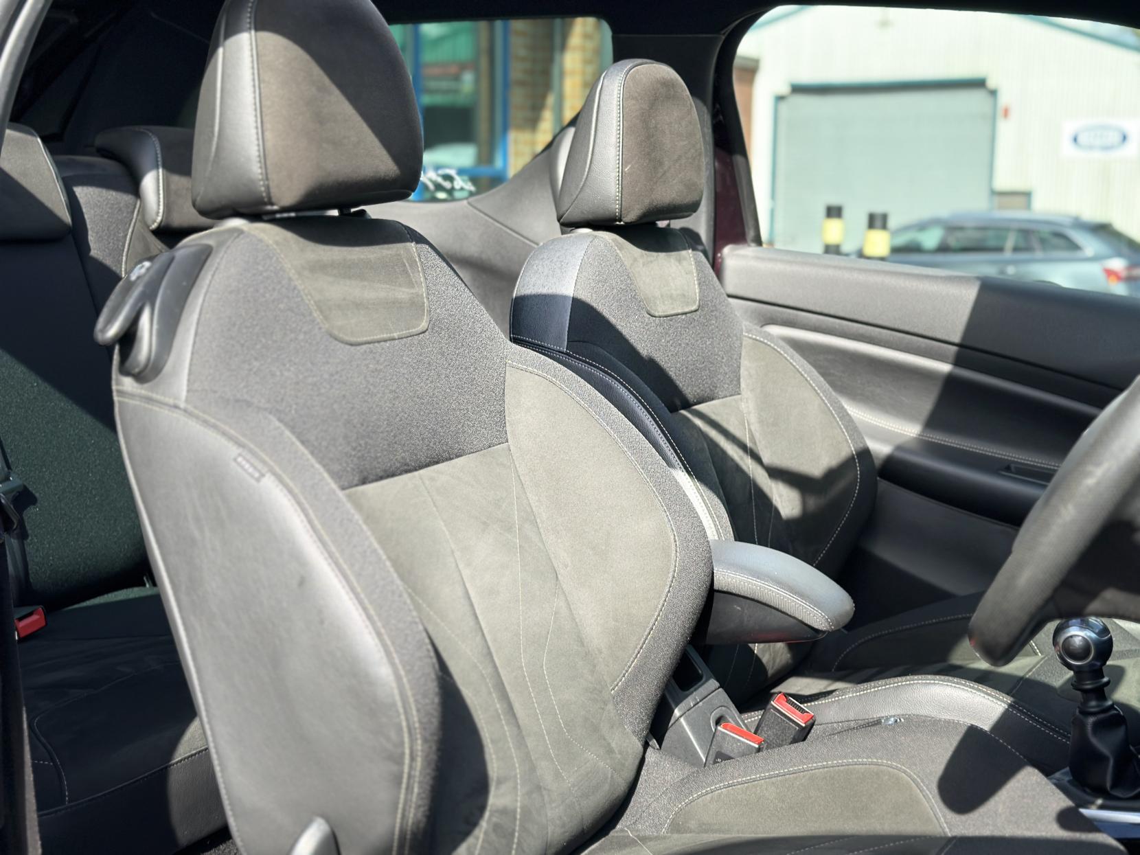 DS AUTOMOBILES DS 3 CABRIO 1.6 THP Prestige Cabriolet 2dr Petrol Manual Euro 6 (s/s) (165 bhp)