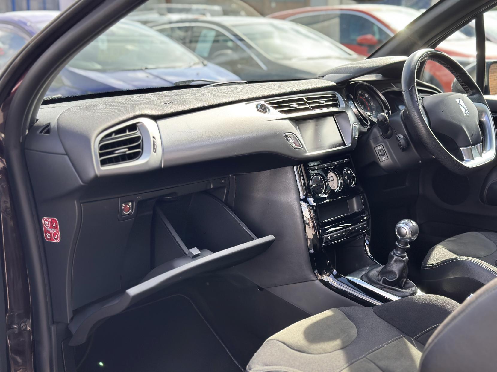 DS AUTOMOBILES DS 3 CABRIO 1.6 THP Prestige Cabriolet 2dr Petrol Manual Euro 6 (s/s) (165 bhp)