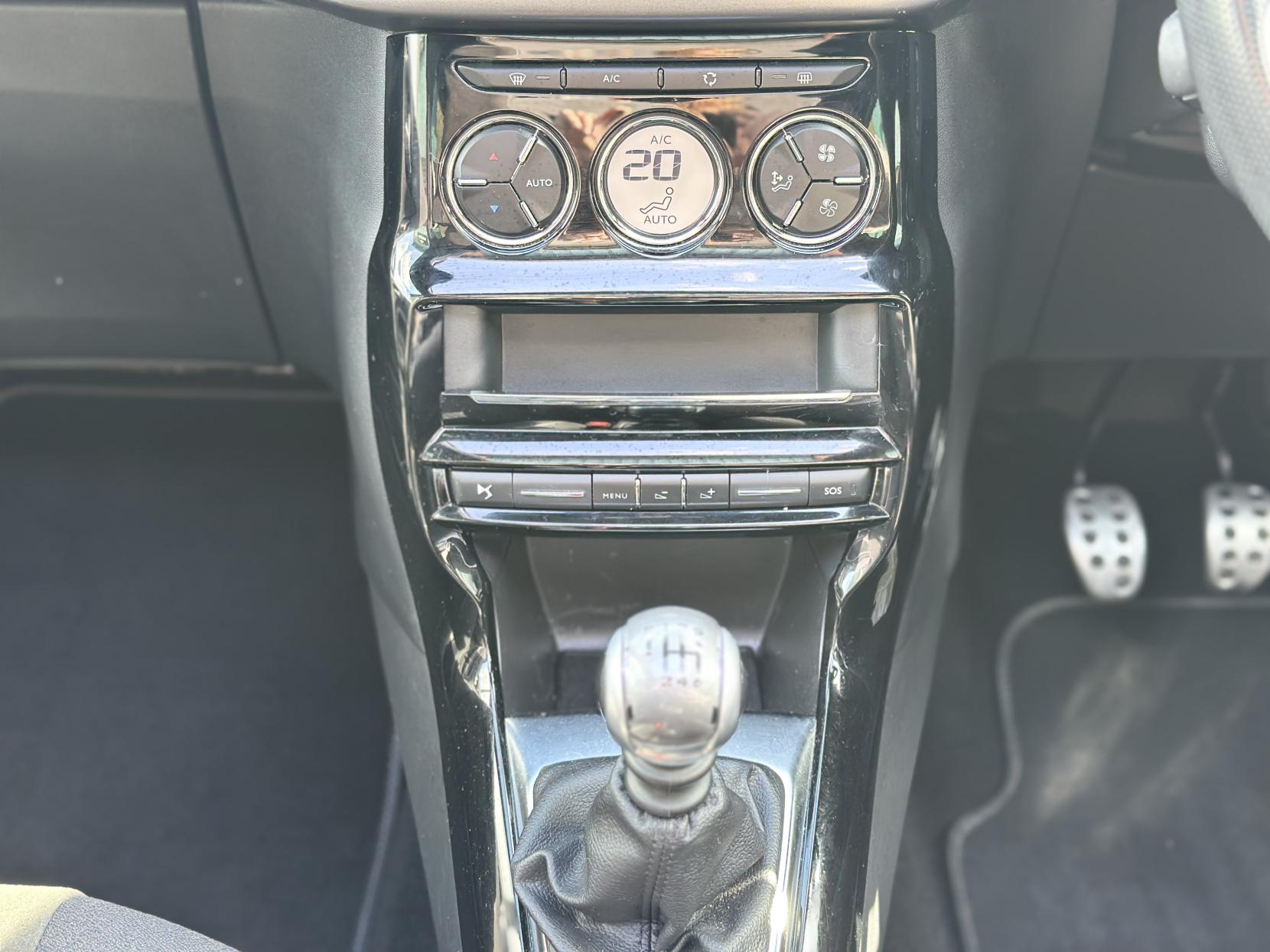 DS AUTOMOBILES DS 3 CABRIO 1.6 THP Prestige Cabriolet 2dr Petrol Manual Euro 6 (s/s) (165 bhp)