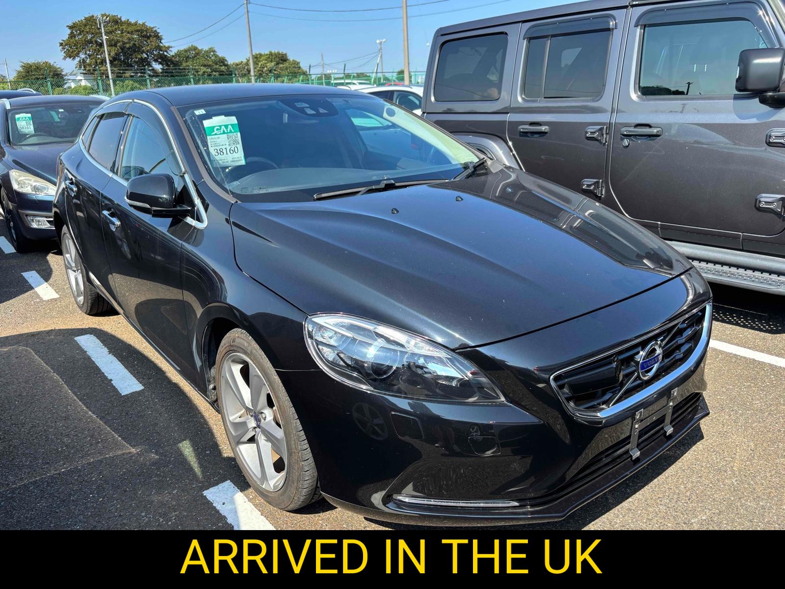 Volvo V40 1.6 T4 SE Lux Nav Hatchback 5dr Petrol Powershift Euro 5 (s/s) (180 ps)