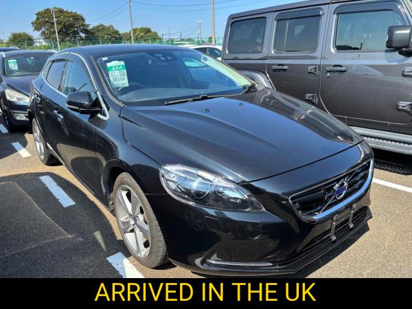 Volvo V40 1.6 T4 SE Lux Nav Hatchback 5dr Petrol Powershift Euro 5 (s/s) (180 ps)