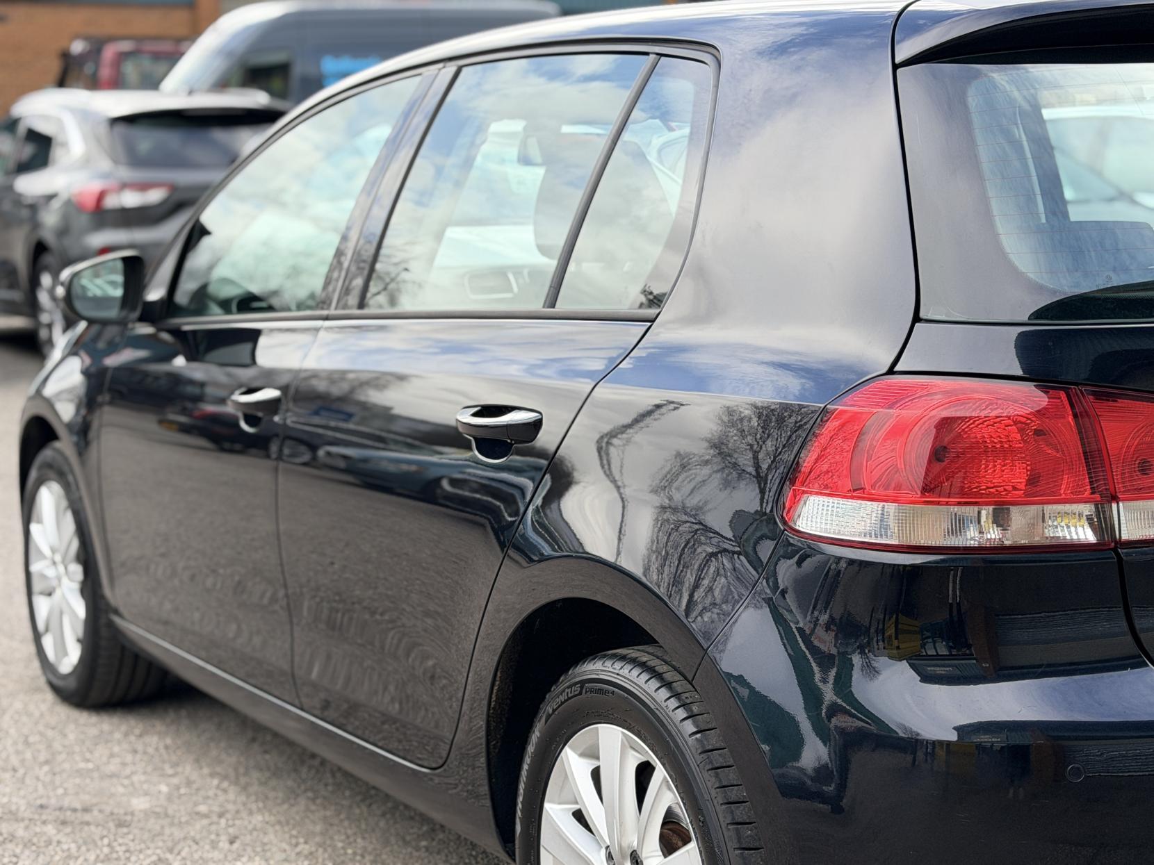 Volkswagen Golf 2.0 TDI SE Hatchback 5dr Diesel DSG Euro 5 (140 ps)