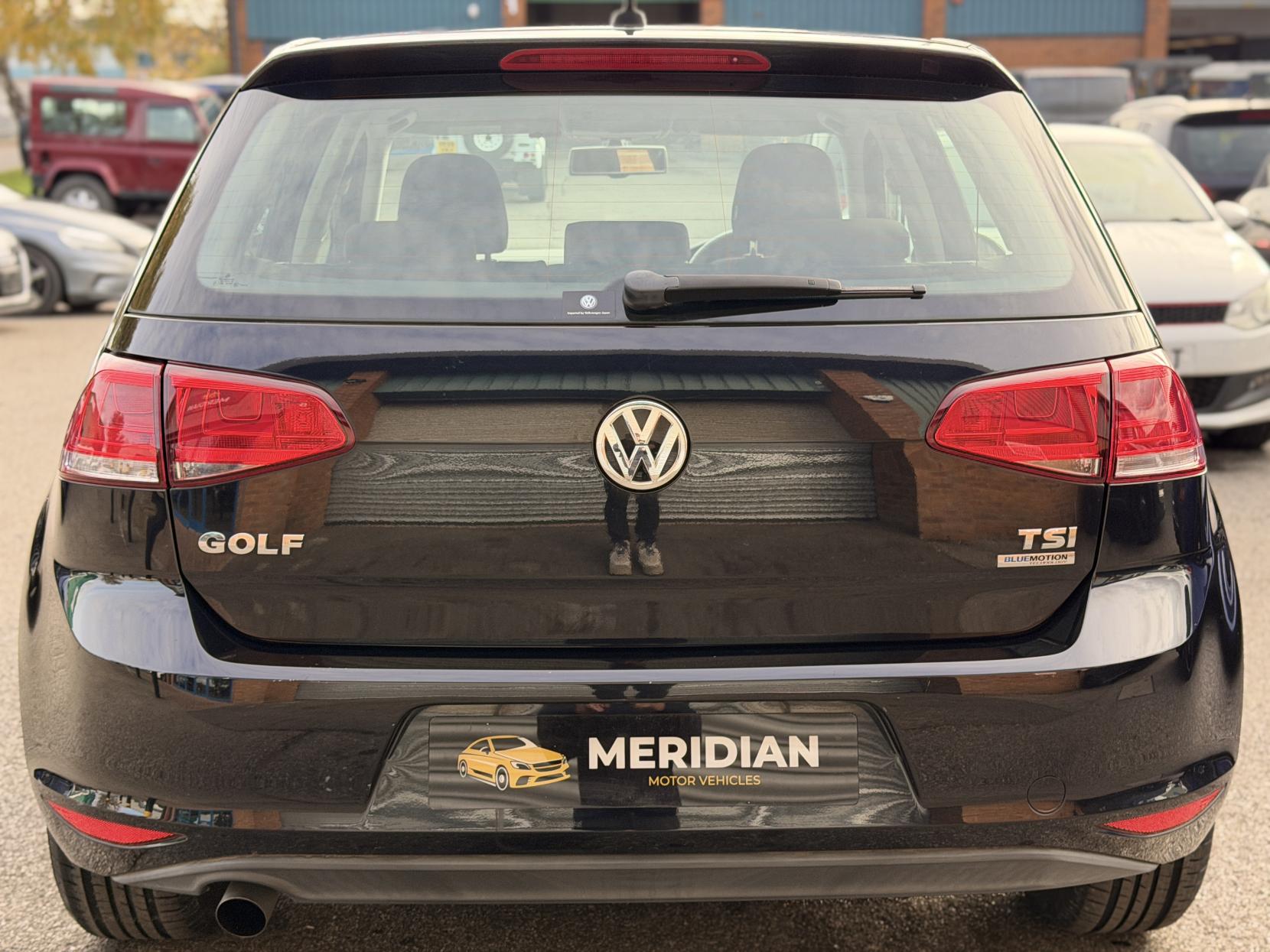 Volkswagen Golf 1.2 TSI BlueMotion Tech S Hatchback 5dr Petrol DSG Euro 5 (s/s) (105 ps)