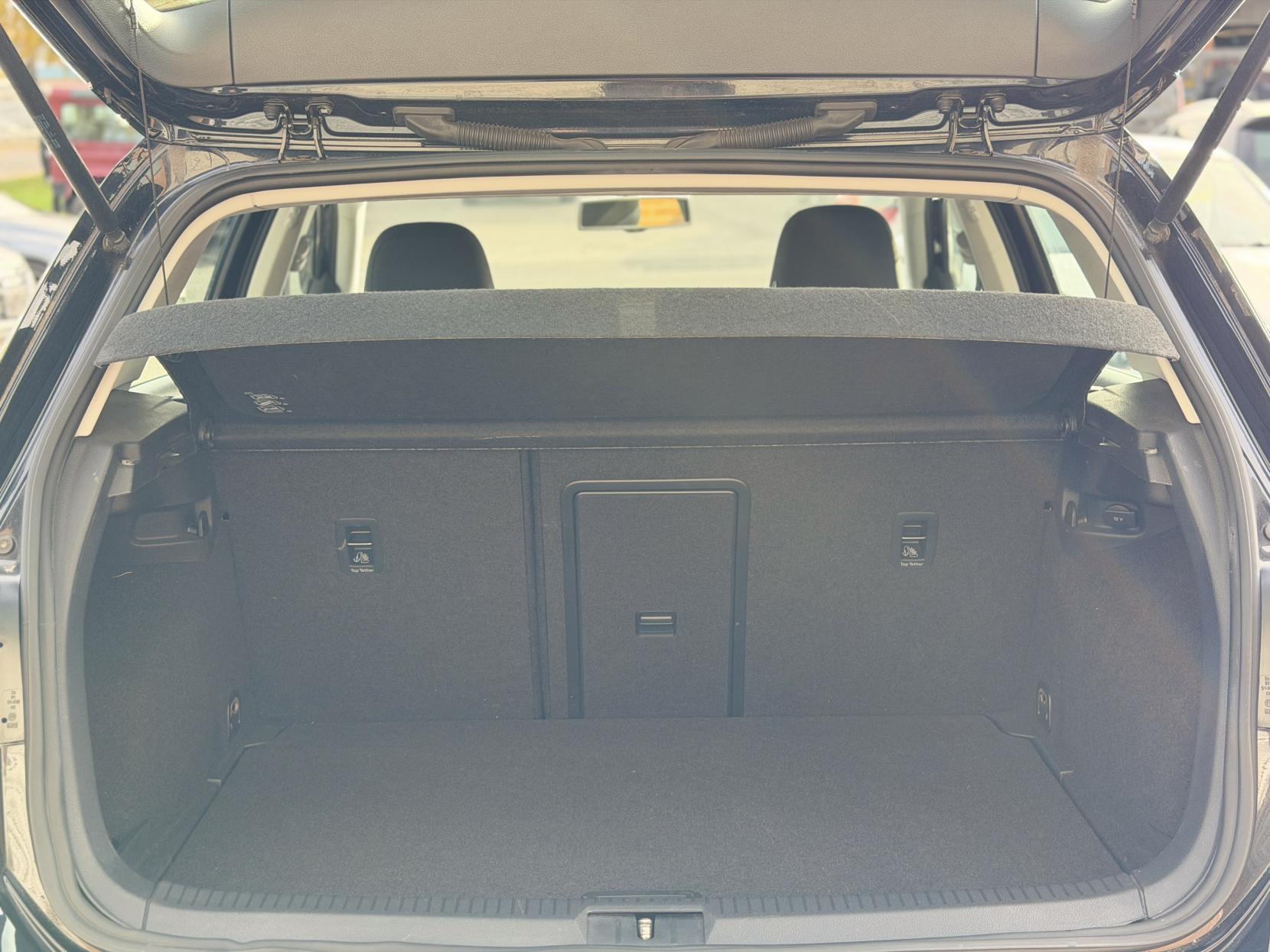 Volkswagen Golf 1.2 TSI BlueMotion Tech S Hatchback 5dr Petrol DSG Euro 5 (s/s) (105 ps)