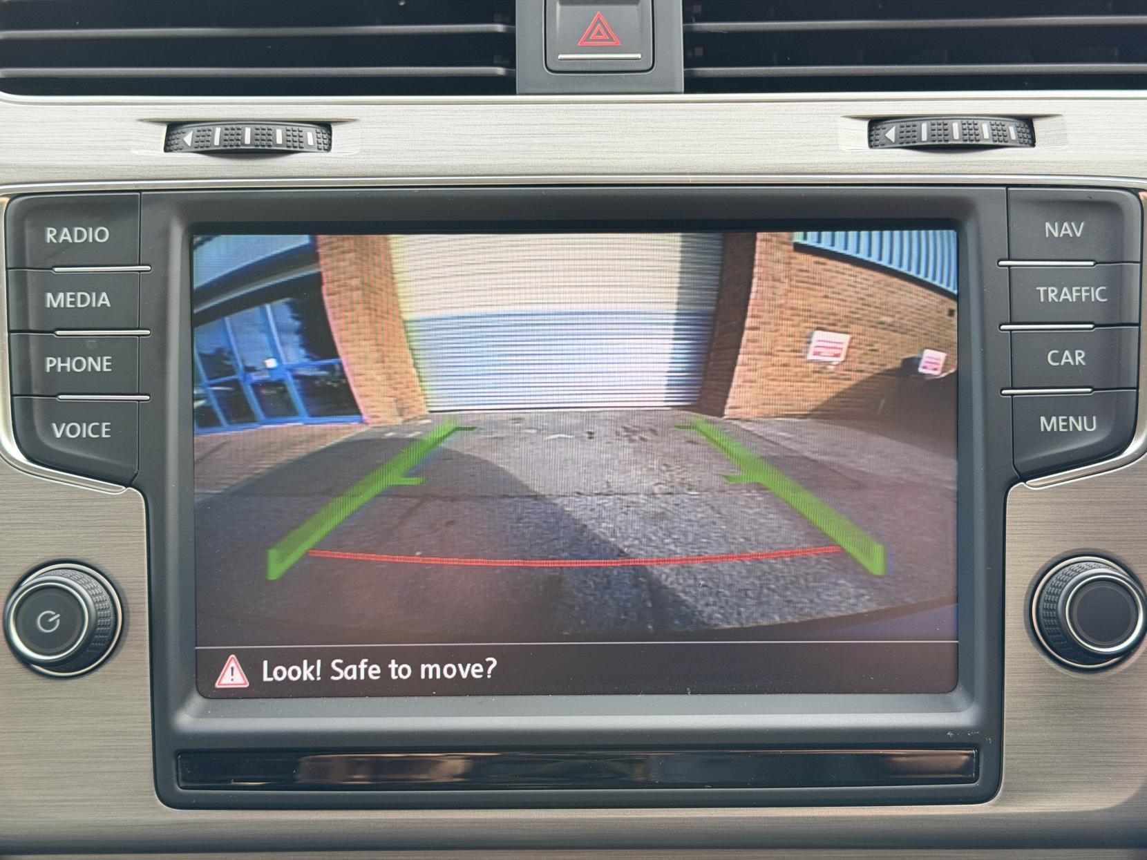 Volkswagen Golf 1.2 TSI BlueMotion Tech S Hatchback 5dr Petrol DSG Euro 5 (s/s) (105 ps)