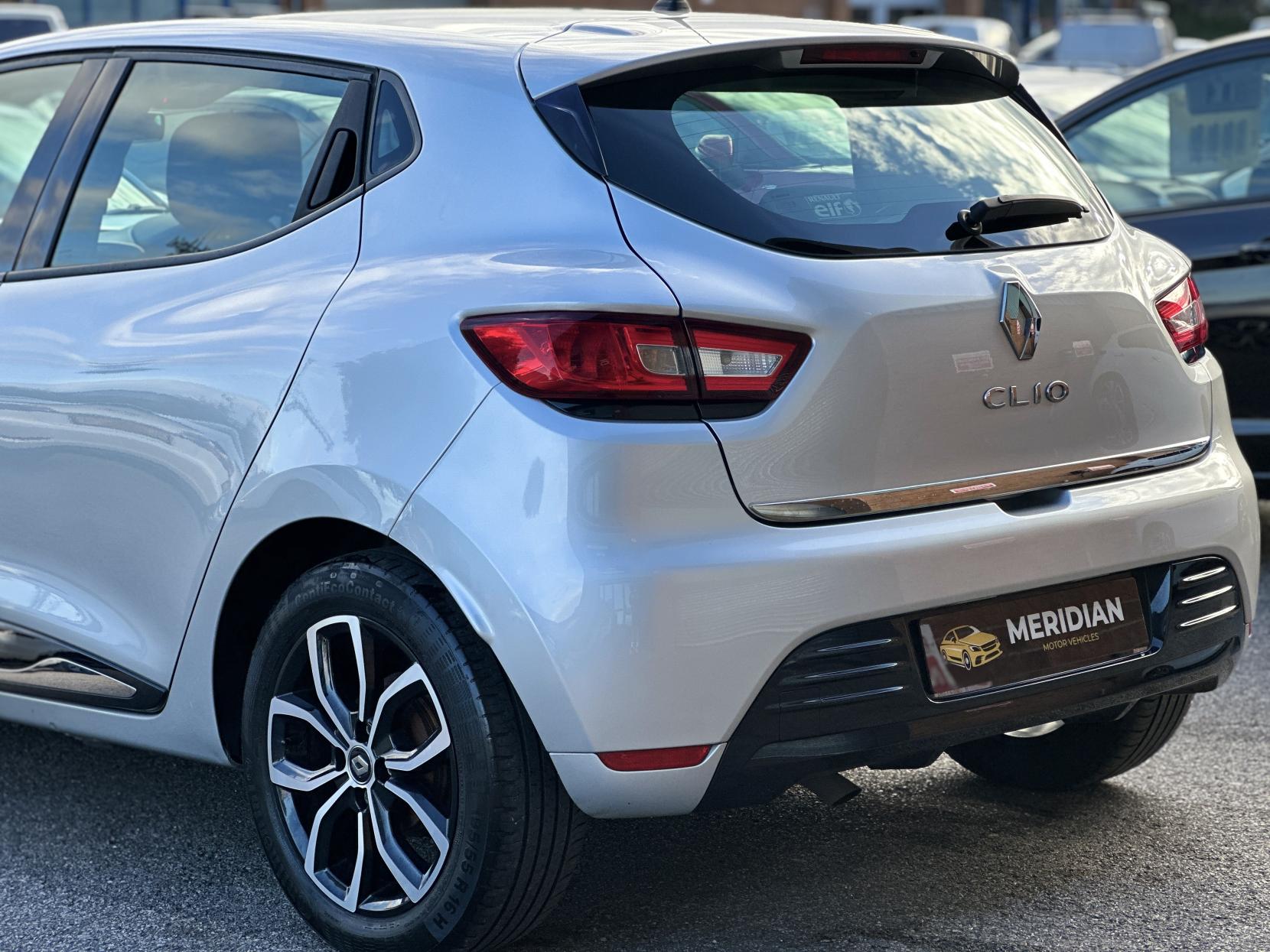 Renault Clio 1.5 dCi Play Hatchback 5dr Diesel Manual Euro 6 (s/s) (90 ps)