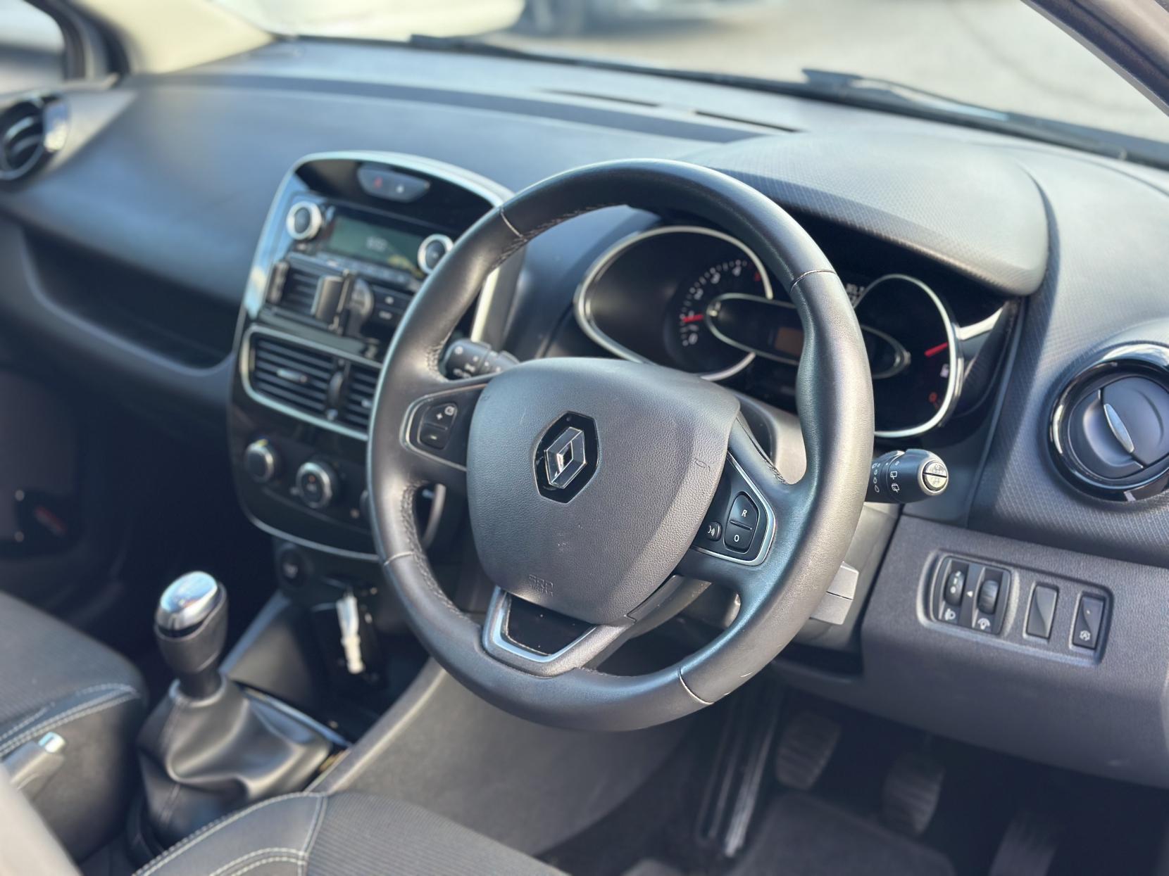 Renault Clio 1.5 dCi Play Hatchback 5dr Diesel Manual Euro 6 (s/s) (90 ps)