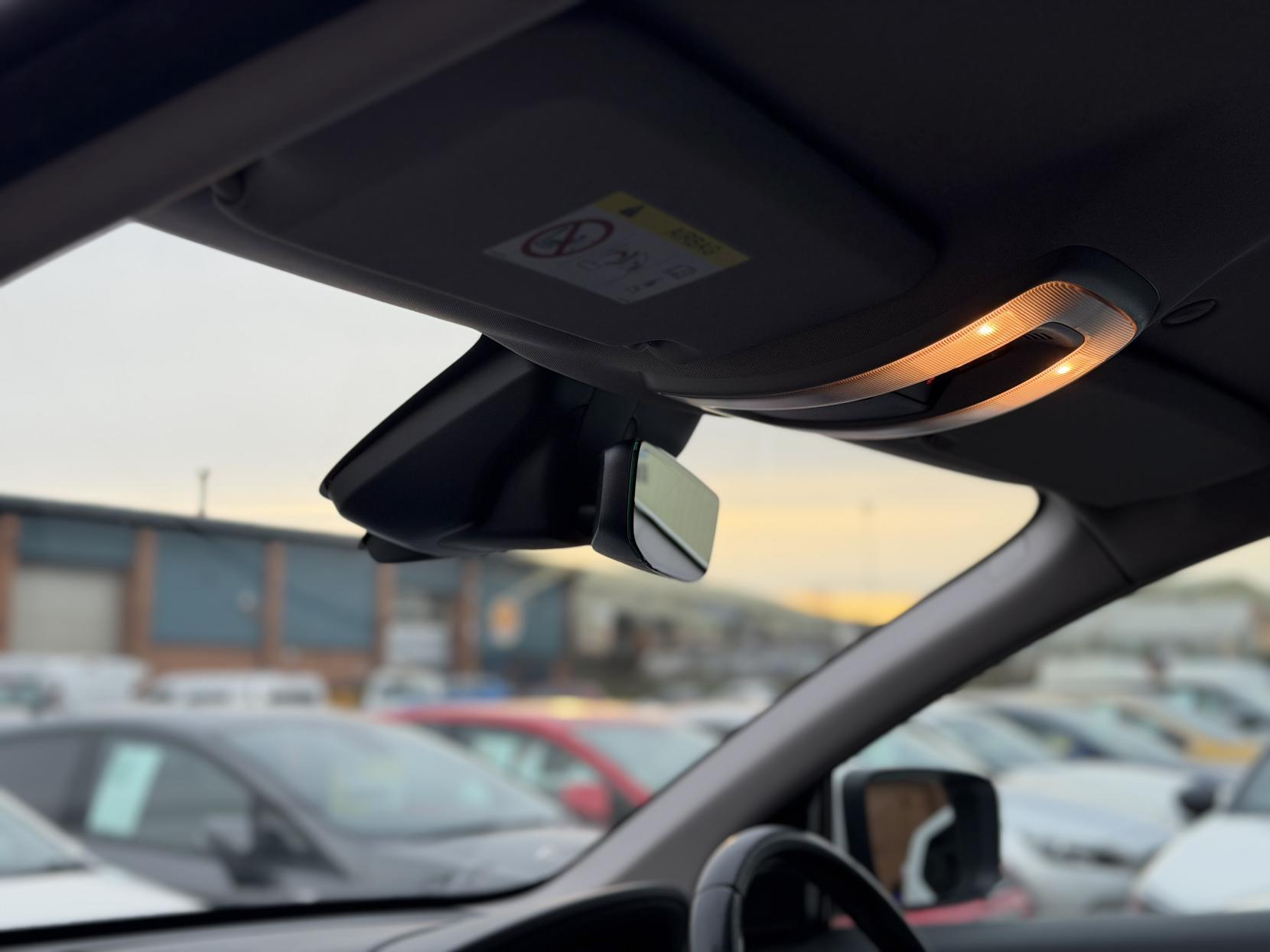 Volvo XC60 2.0 D4 SE SUV 5dr Diesel Geartronic Euro 6 (s/s) (181 ps)