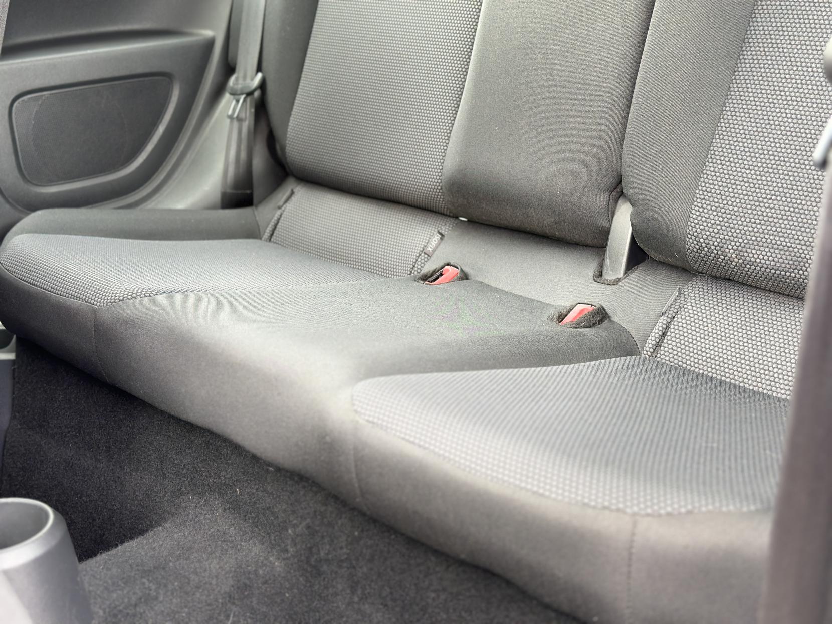 Skoda Citigo 1.0 MPI GreenTech Elegance Hatchback 3dr Petrol Manual Euro 5 (s/s) (75 ps)