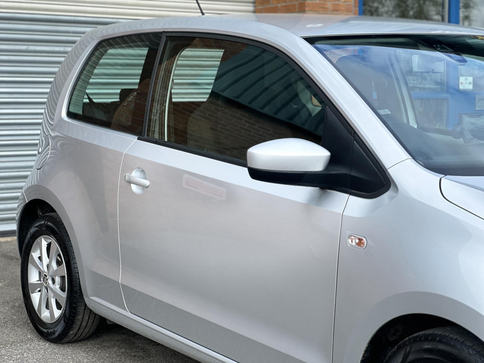 Skoda Citigo 1.0 MPI GreenTech Elegance Hatchback 3dr Petrol Manual Euro 5 (s/s) (75 ps)