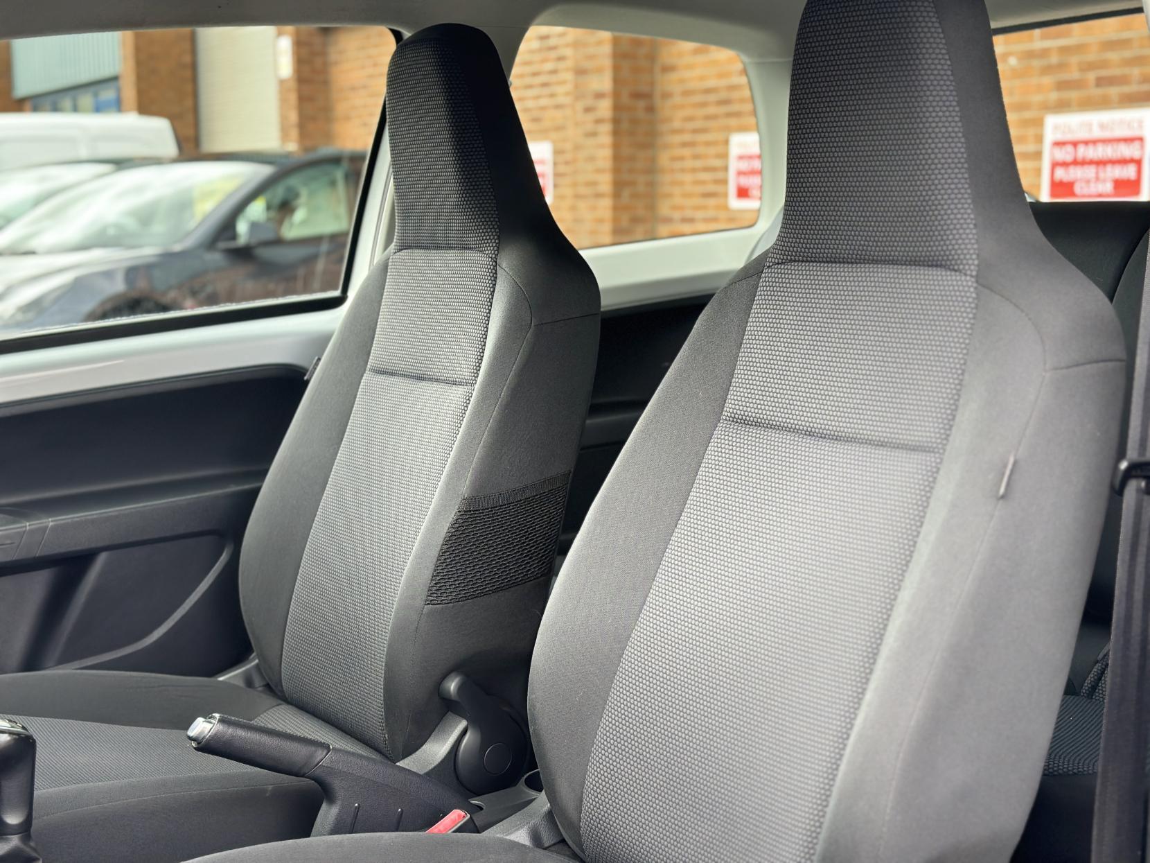 Skoda Citigo 1.0 MPI GreenTech Elegance Hatchback 3dr Petrol Manual Euro 5 (s/s) (75 ps)