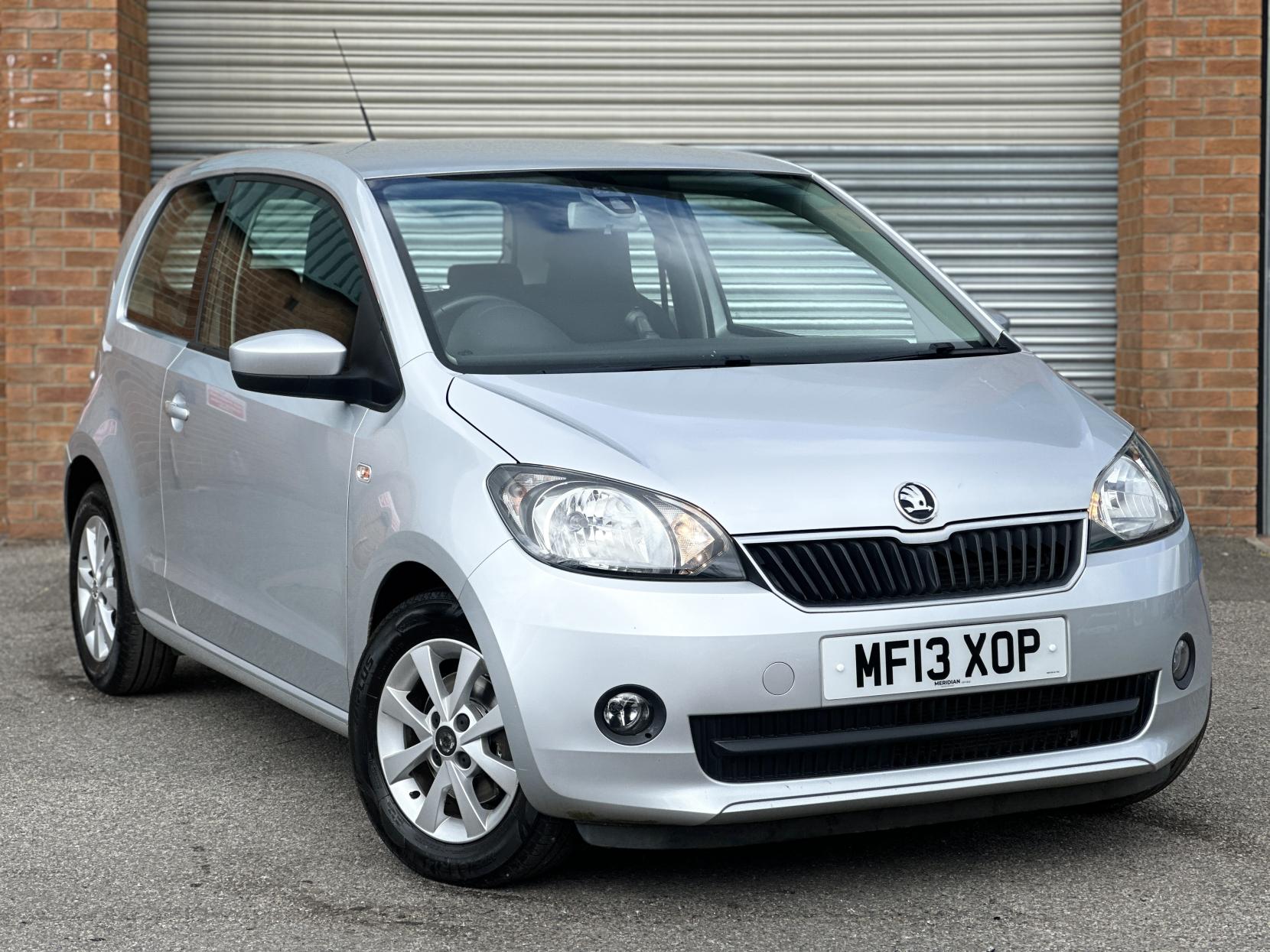 Skoda Citigo 1.0 MPI GreenTech Elegance Hatchback 3dr Petrol Manual Euro 5 (s/s) (75 ps)