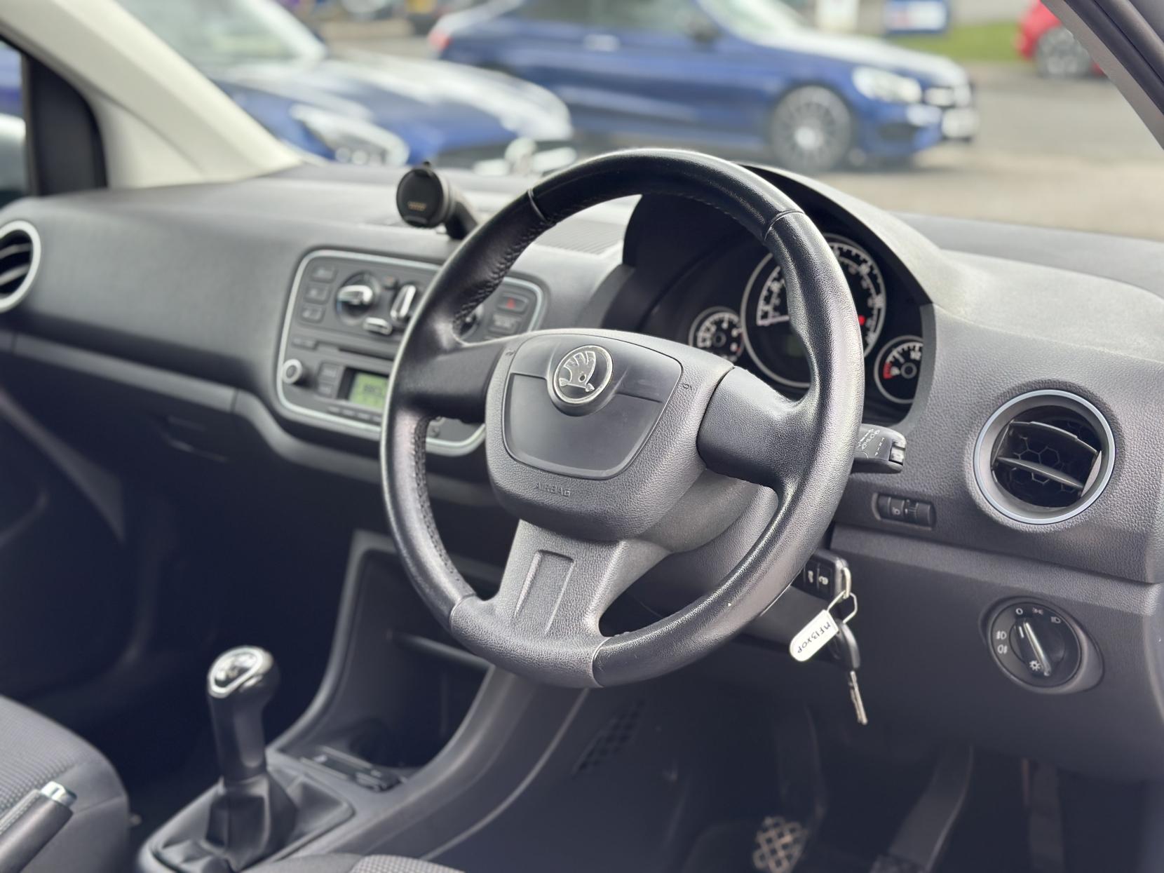 Skoda Citigo 1.0 MPI GreenTech Elegance Hatchback 3dr Petrol Manual Euro 5 (s/s) (75 ps)