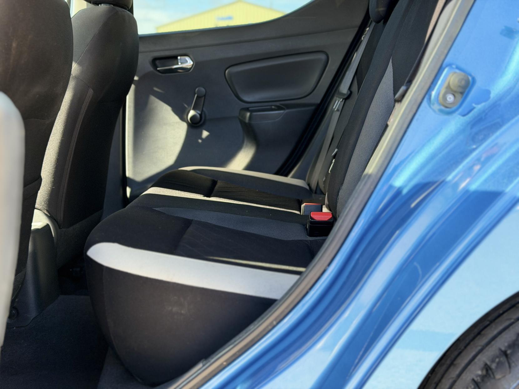 Nissan Micra 1.5 dCi N-Connecta Hatchback 5dr Diesel Manual Euro 6 (s/s) (90 ps)