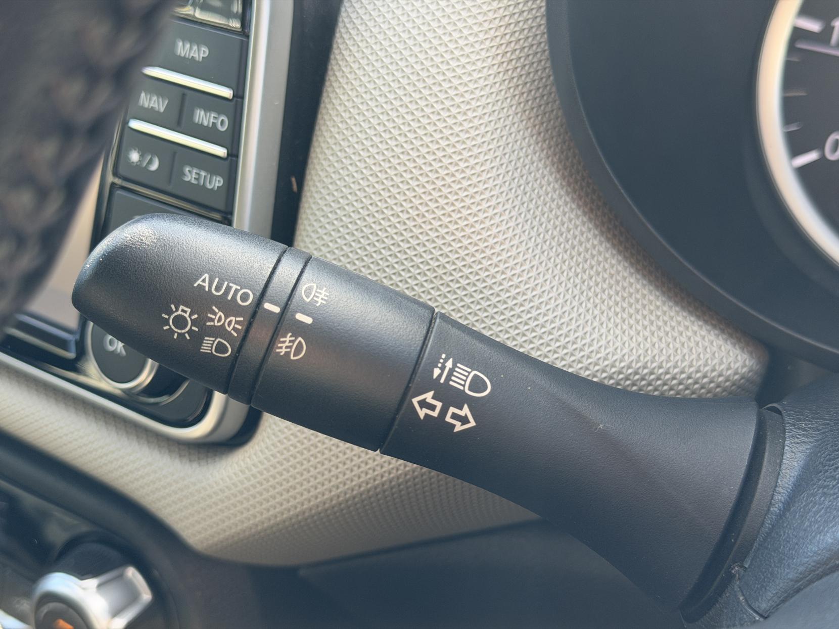 Nissan Micra 1.5 dCi N-Connecta Hatchback 5dr Diesel Manual Euro 6 (s/s) (90 ps)