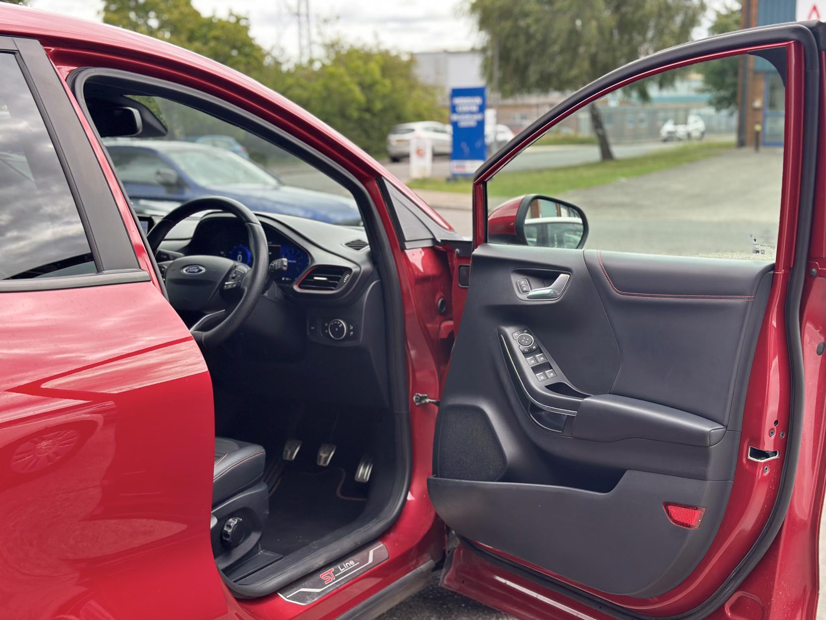 Ford Puma 1.0T EcoBoost MHEV ST-Line X First Edition SUV 5dr Petrol Manual Euro 6 (s/s) (125 ps)