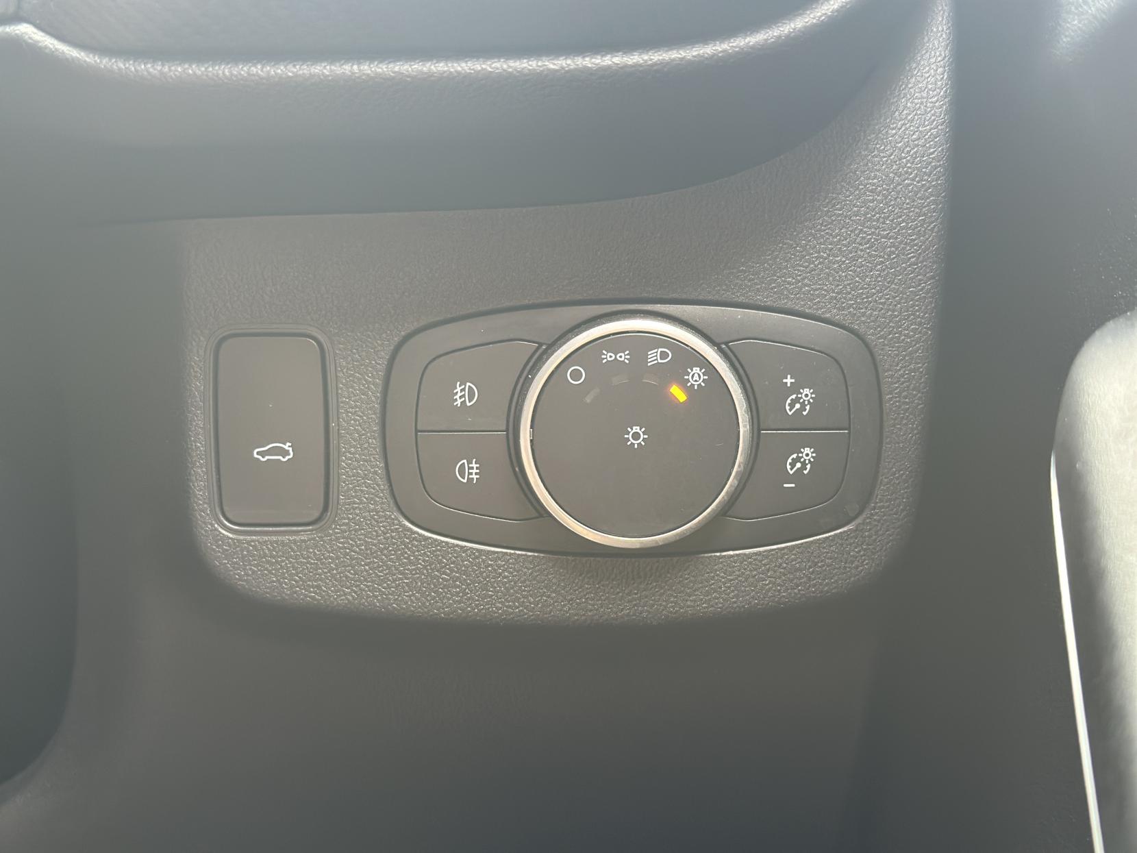 Ford Puma 1.0T EcoBoost MHEV ST-Line X First Edition SUV 5dr Petrol Manual Euro 6 (s/s) (125 ps)