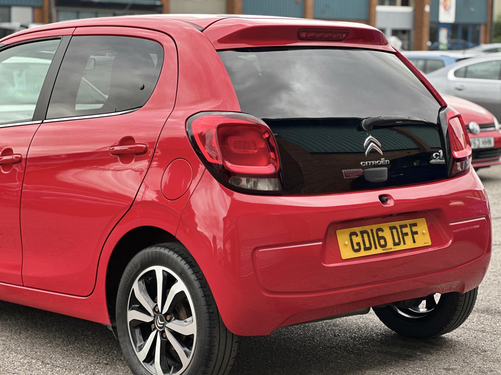 Citroen C1 1.2 PureTech Flair Hatchback 5dr Petrol Manual Euro 6 (82 ps)